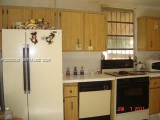 BRICKELL RIVERVIEW - Residential Income