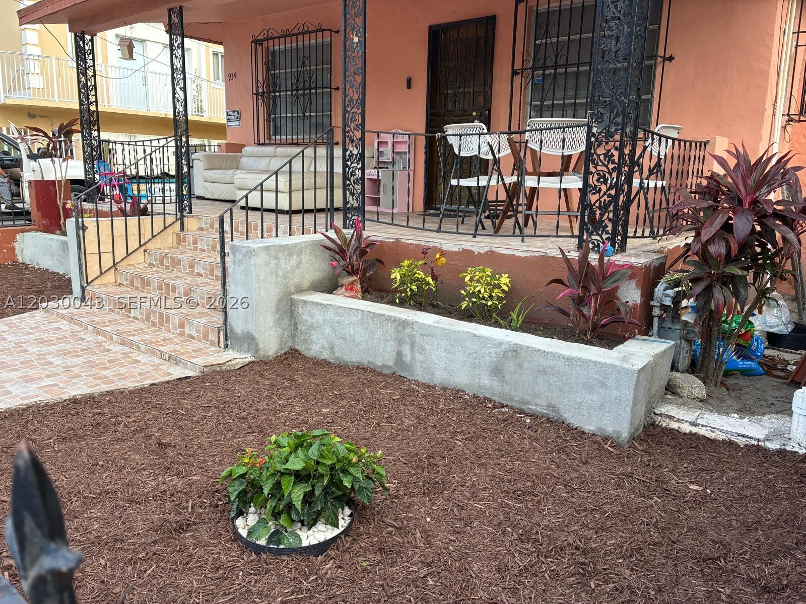 BRICKELL RIVERVIEW - Residential Income