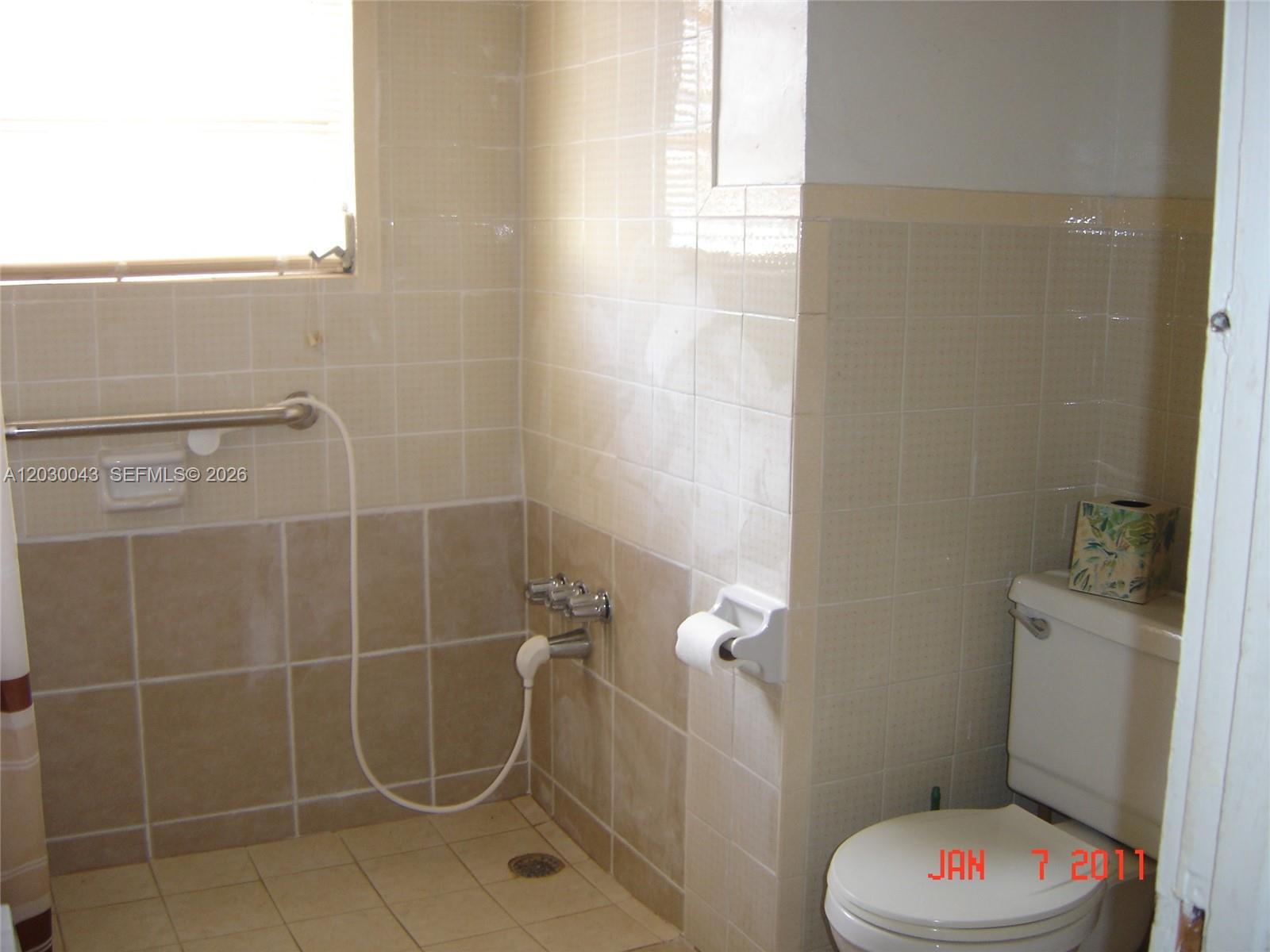 BRICKELL RIVERVIEW - Residential Income