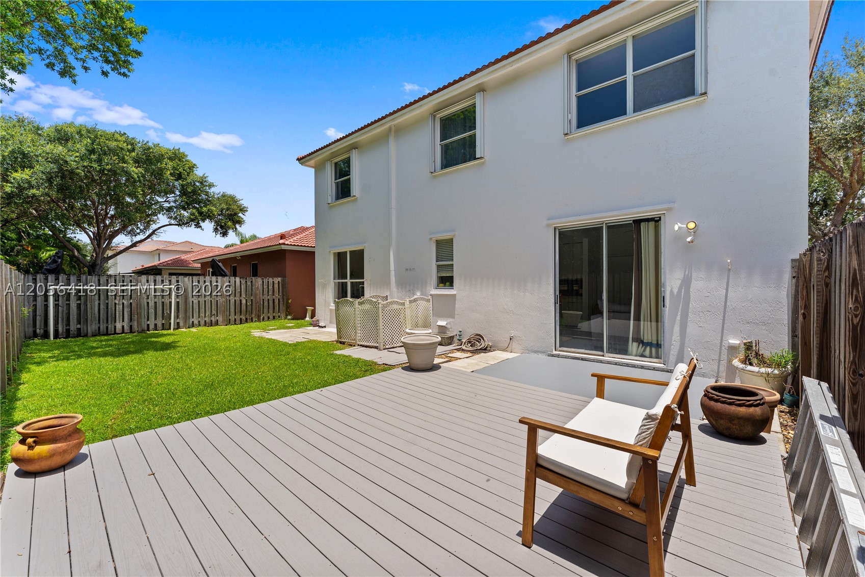 EMERALD COURTS - OPAL CRE - Residential