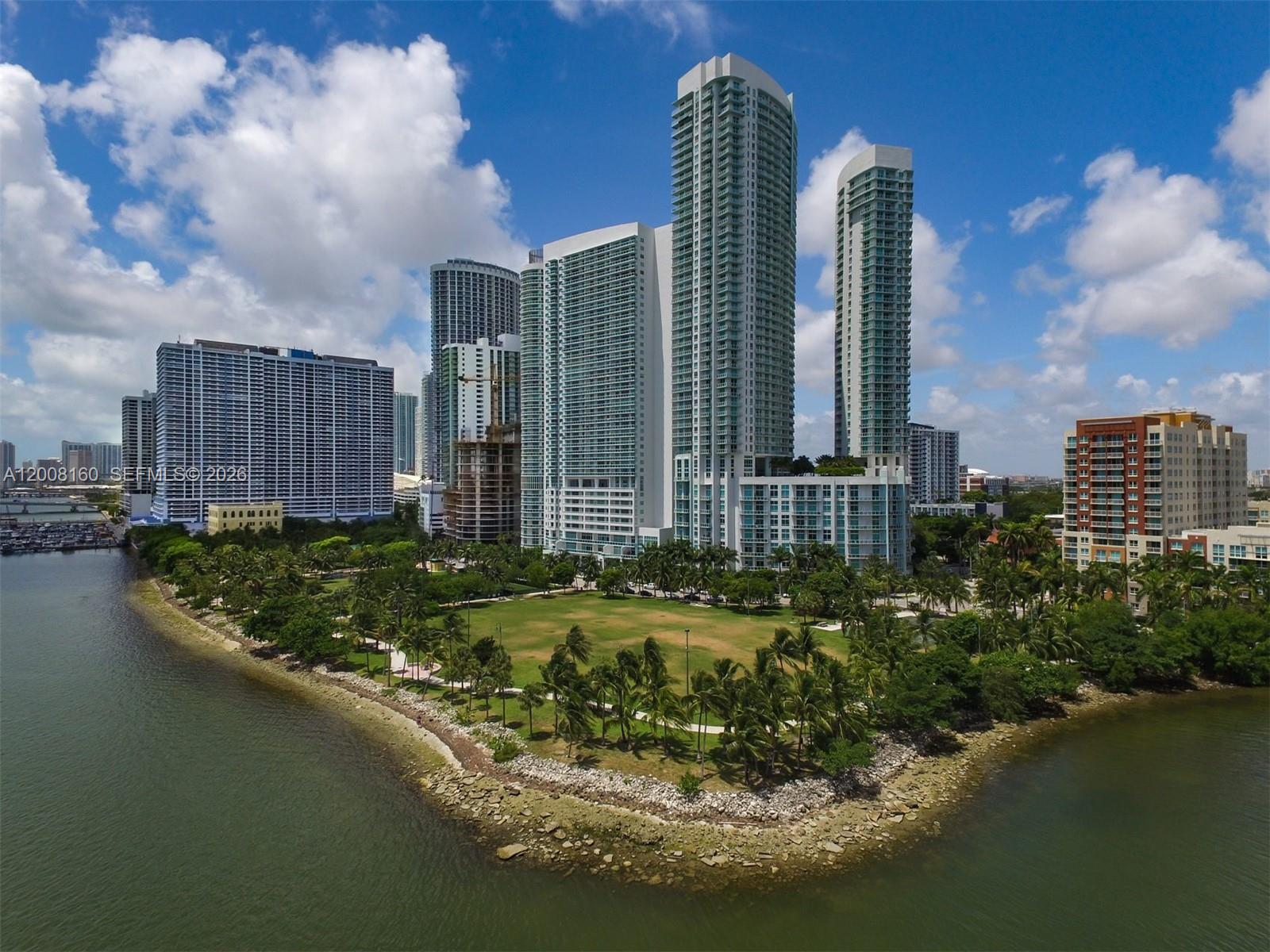 QUANTUM ON THE BAY CONDO - Residential