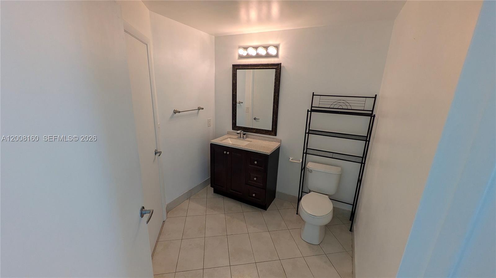 QUANTUM ON THE BAY CONDO - Residential