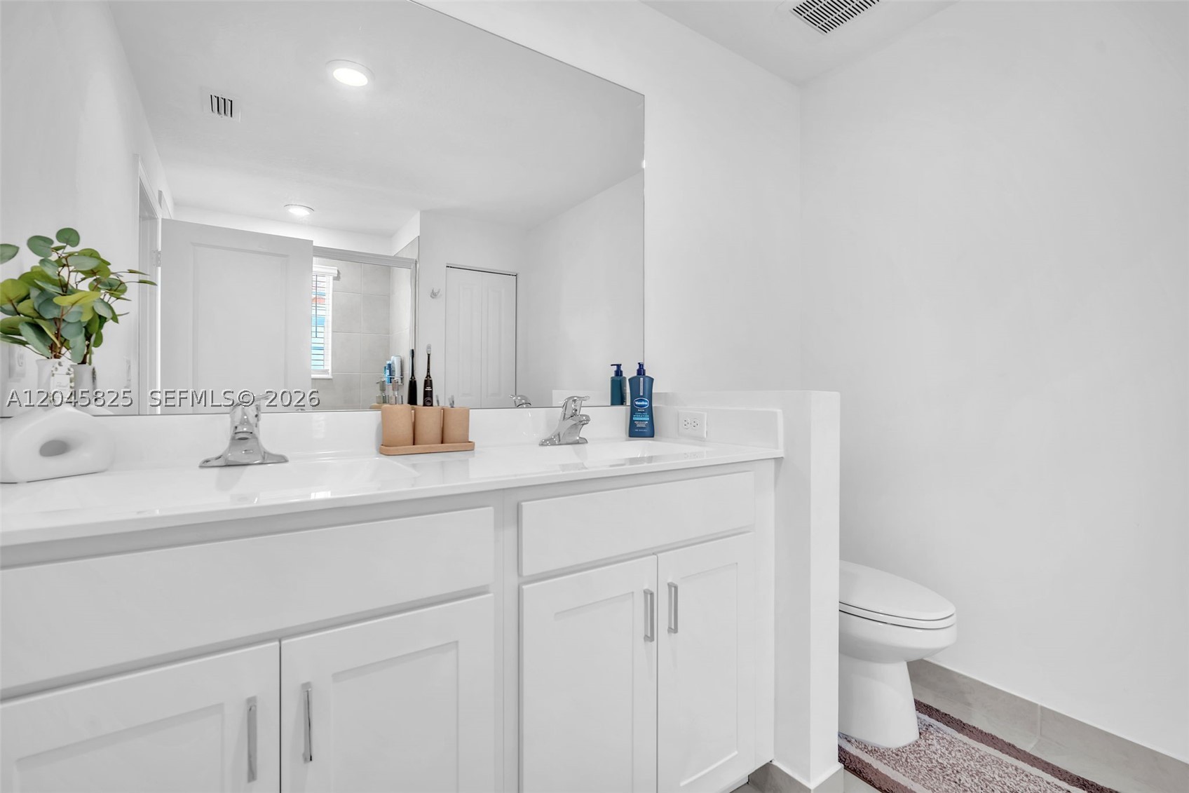 LAKEWOOD COVE - Residential