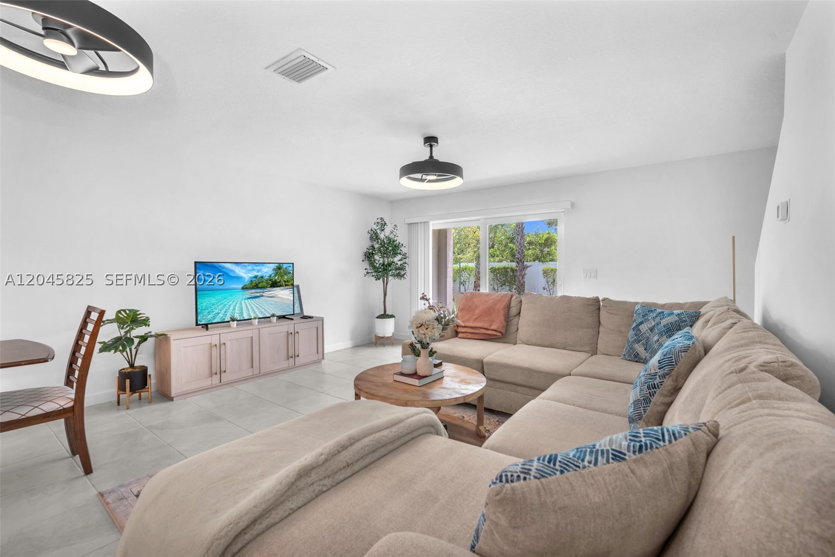 LAKEWOOD COVE - Residential