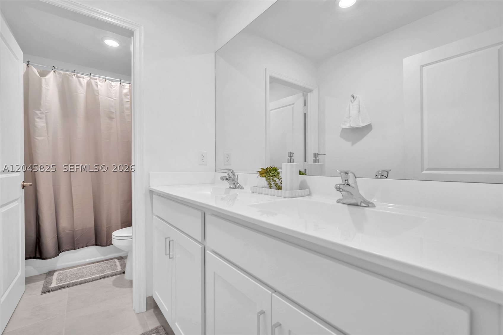 LAKEWOOD COVE - Residential