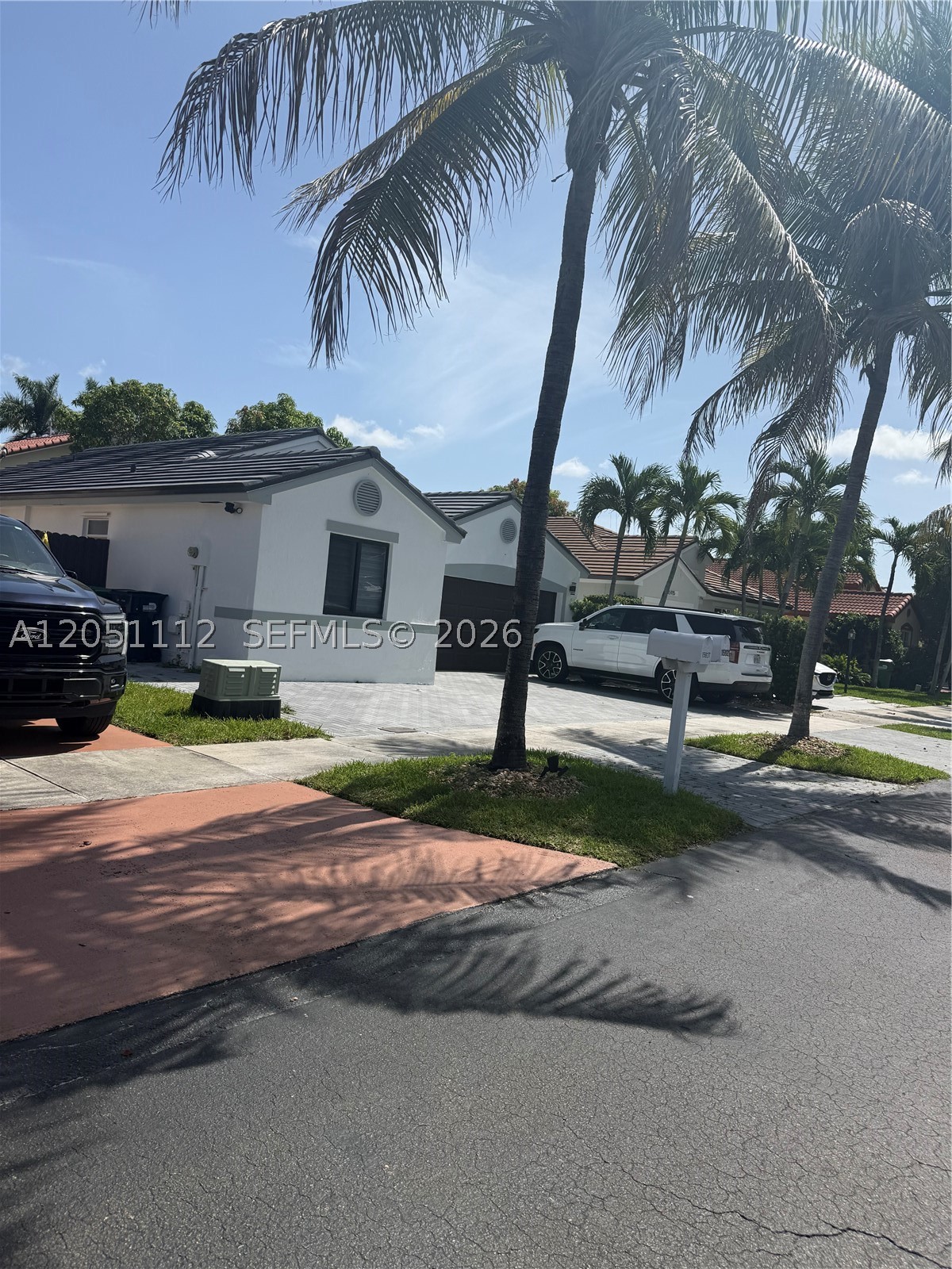 LAGO MAR SOUTH - Residential