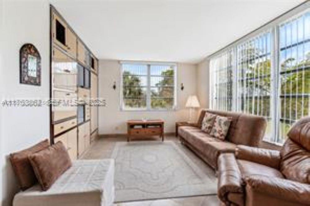 NO 70 PALM-AIRE COUNTRY C - Residential