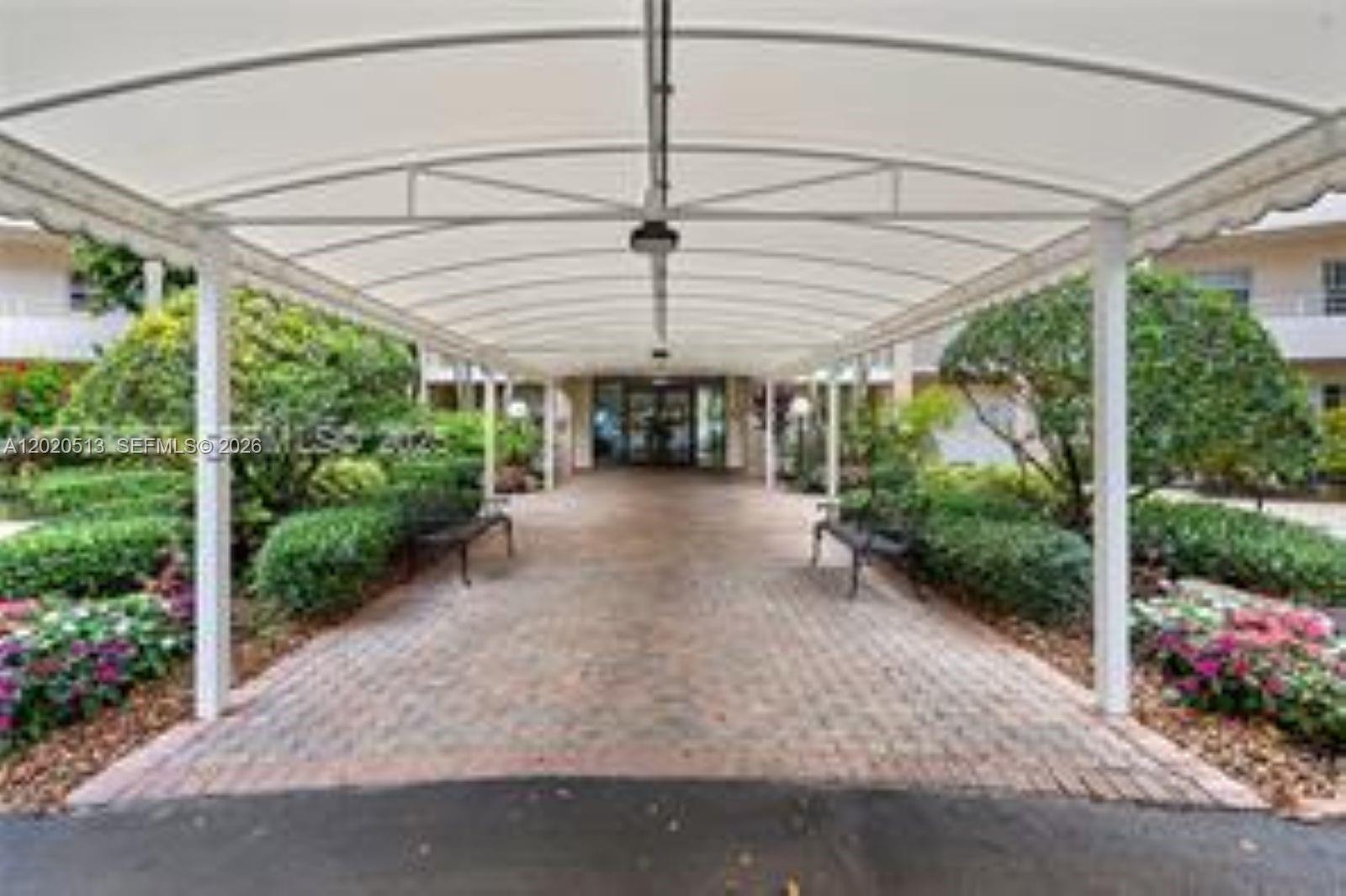 NO 70 PALM-AIRE COUNTRY C - Residential