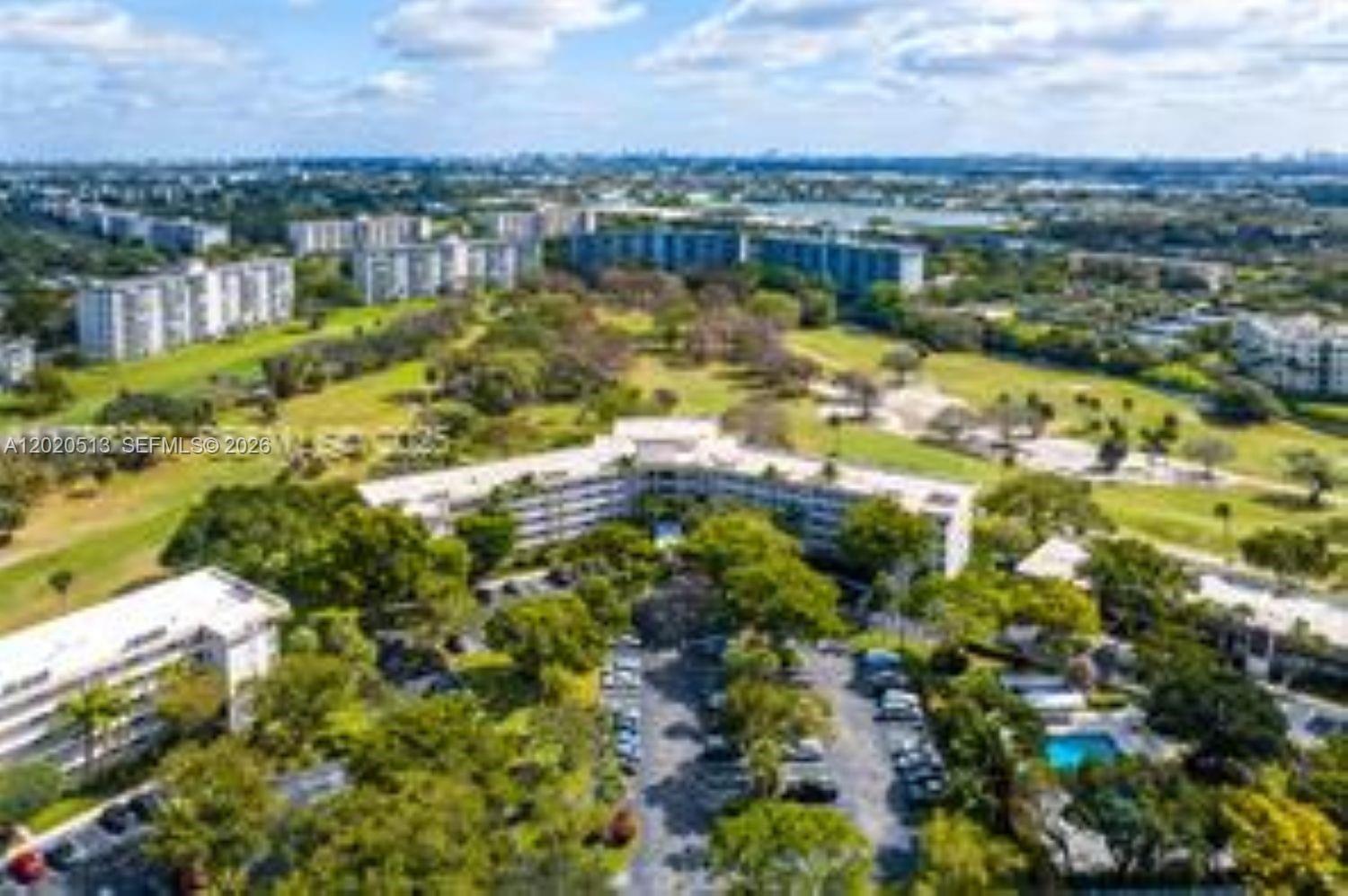 NO 70 PALM-AIRE COUNTRY C - Residential
