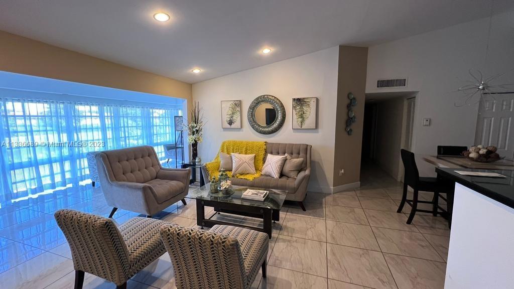 DORAL PARK C CLUB VILLAS - Residential Lease