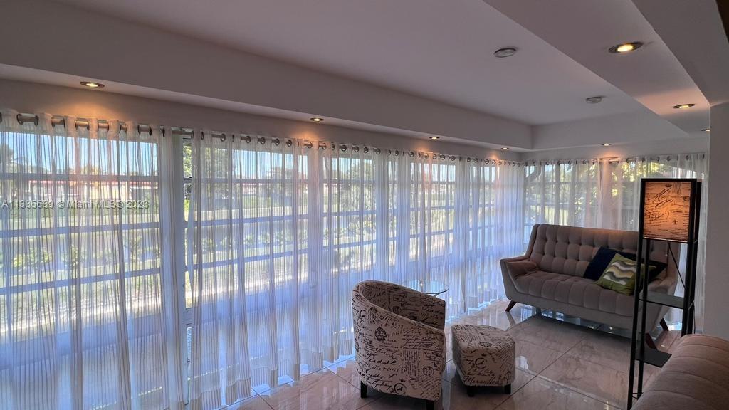 DORAL PARK C CLUB VILLAS - Residential Lease