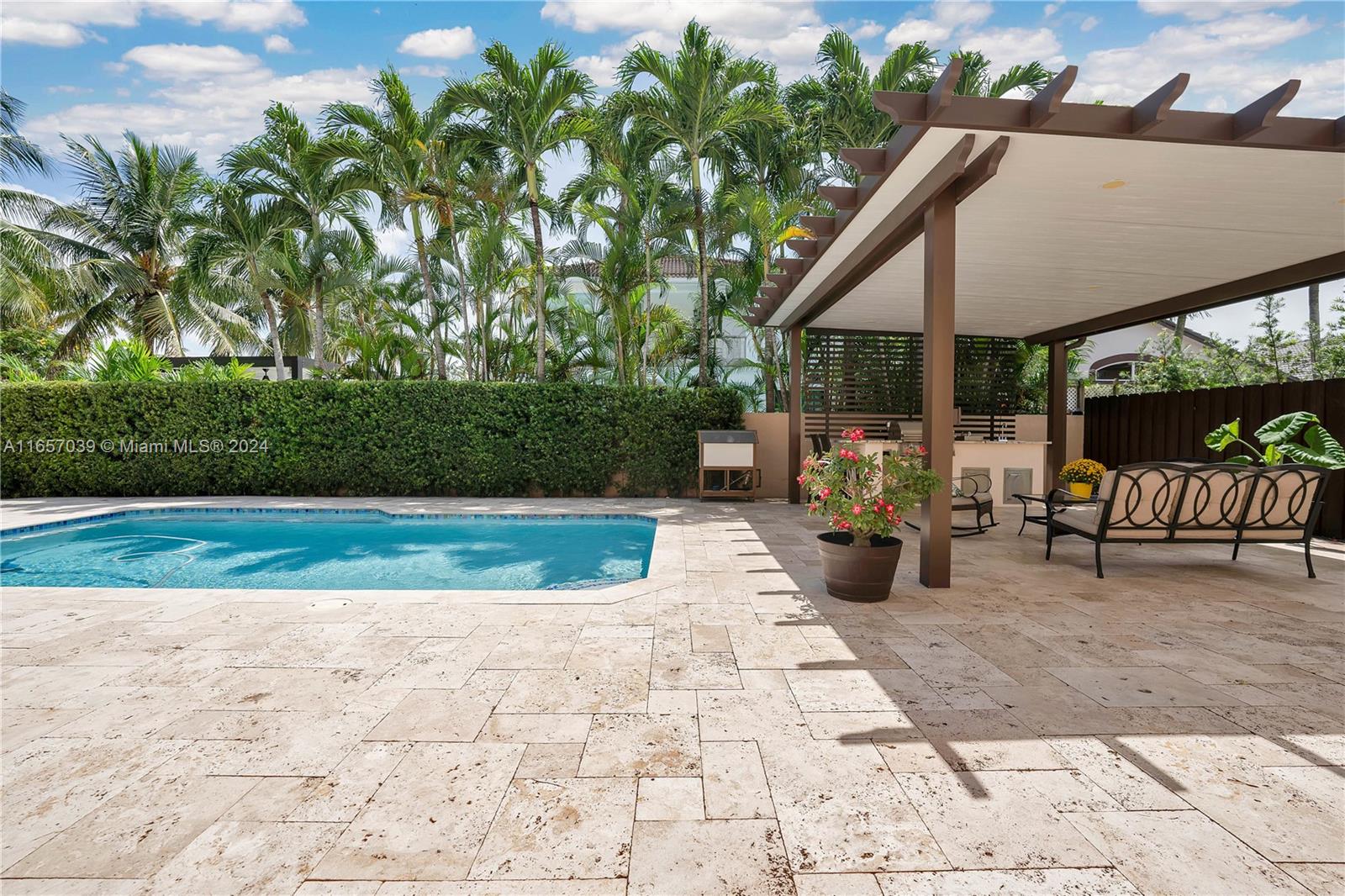 A B AT TAMIAMI TRAIL PHAS - Residential