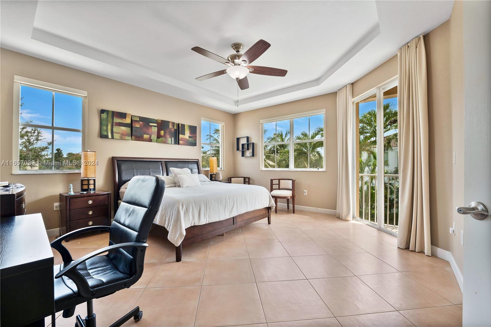 A B AT TAMIAMI TRAIL PHAS - Residential