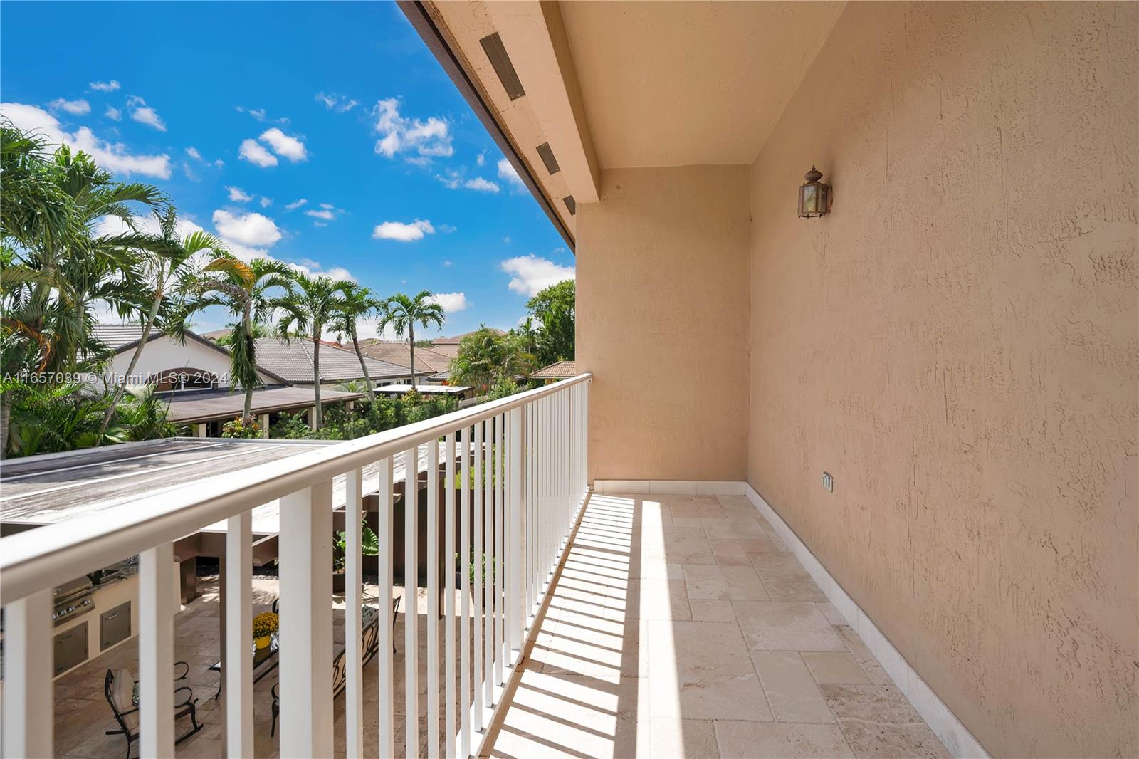 A B AT TAMIAMI TRAIL PHAS - Residential