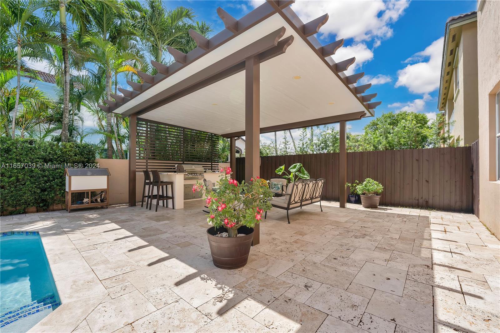A B AT TAMIAMI TRAIL PHAS - Residential