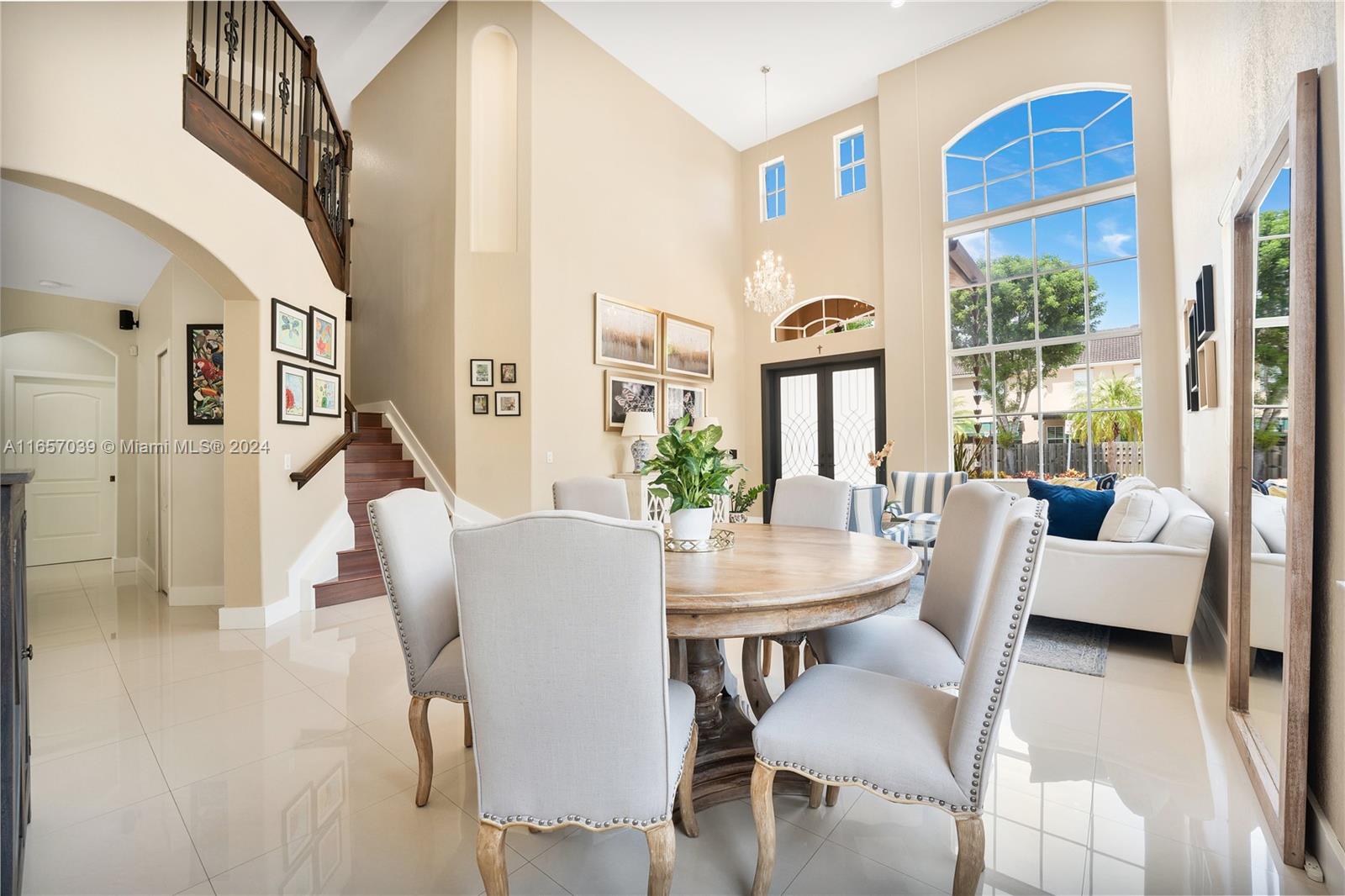 A B AT TAMIAMI TRAIL PHAS - Residential
