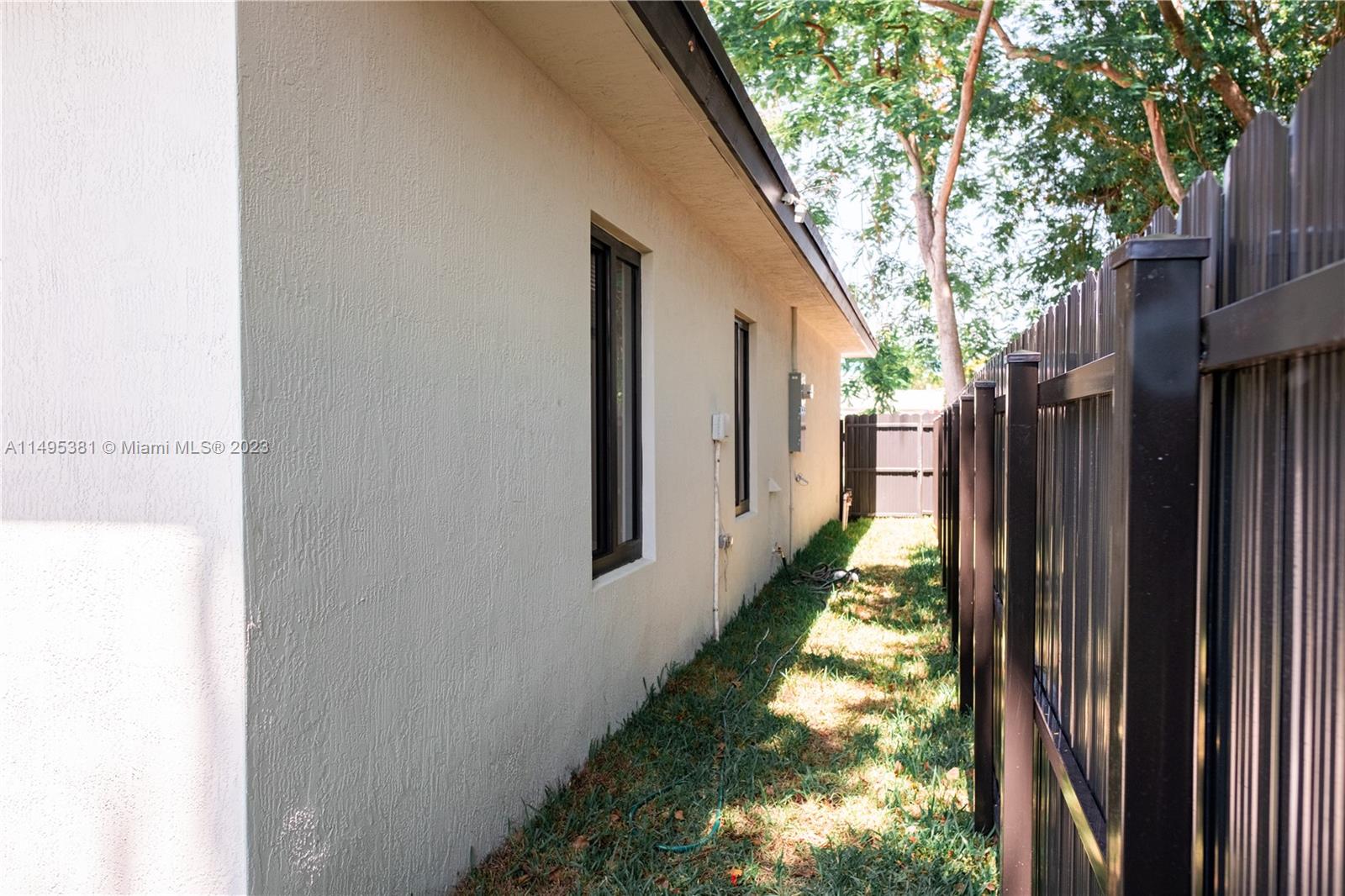 FRANKLIN PARK - Residential Lease