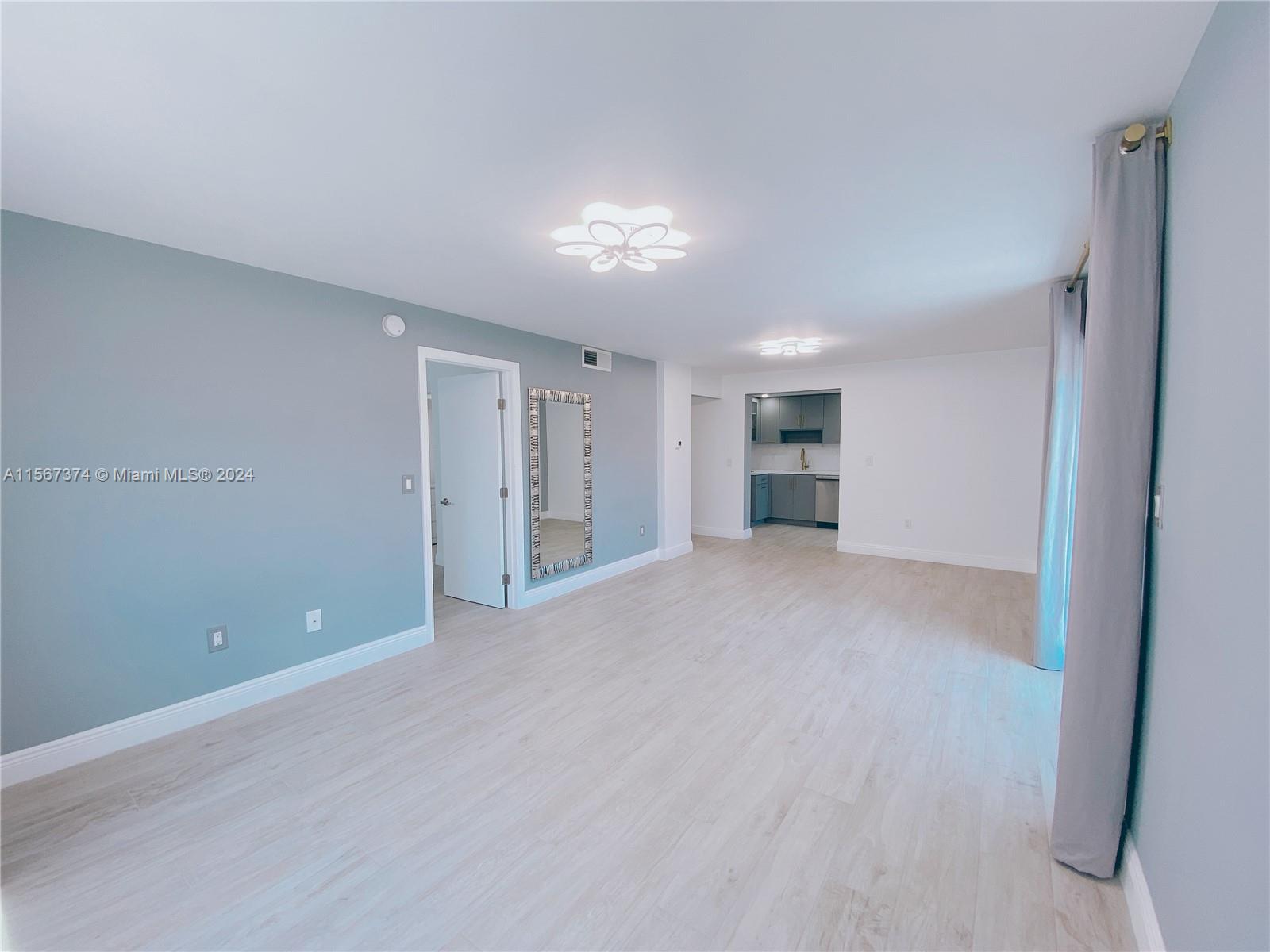 ARCADIA CONDO - Residential Lease