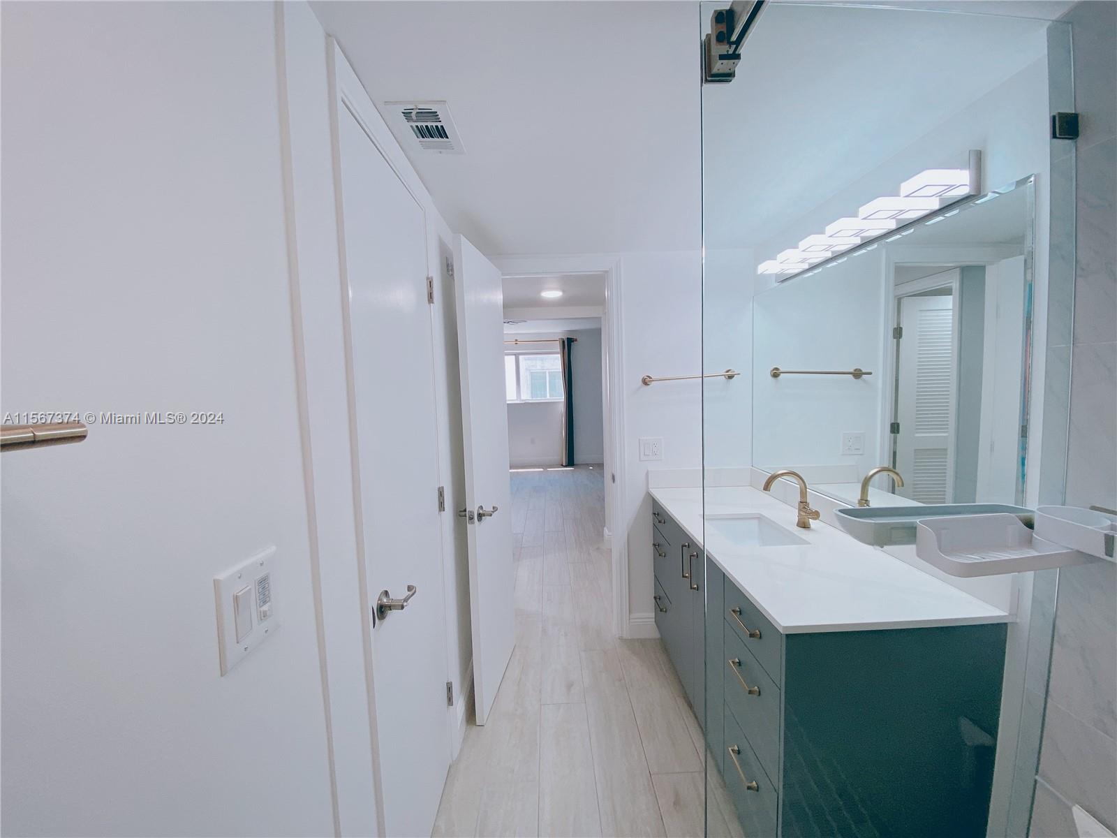 ARCADIA CONDO - Residential Lease