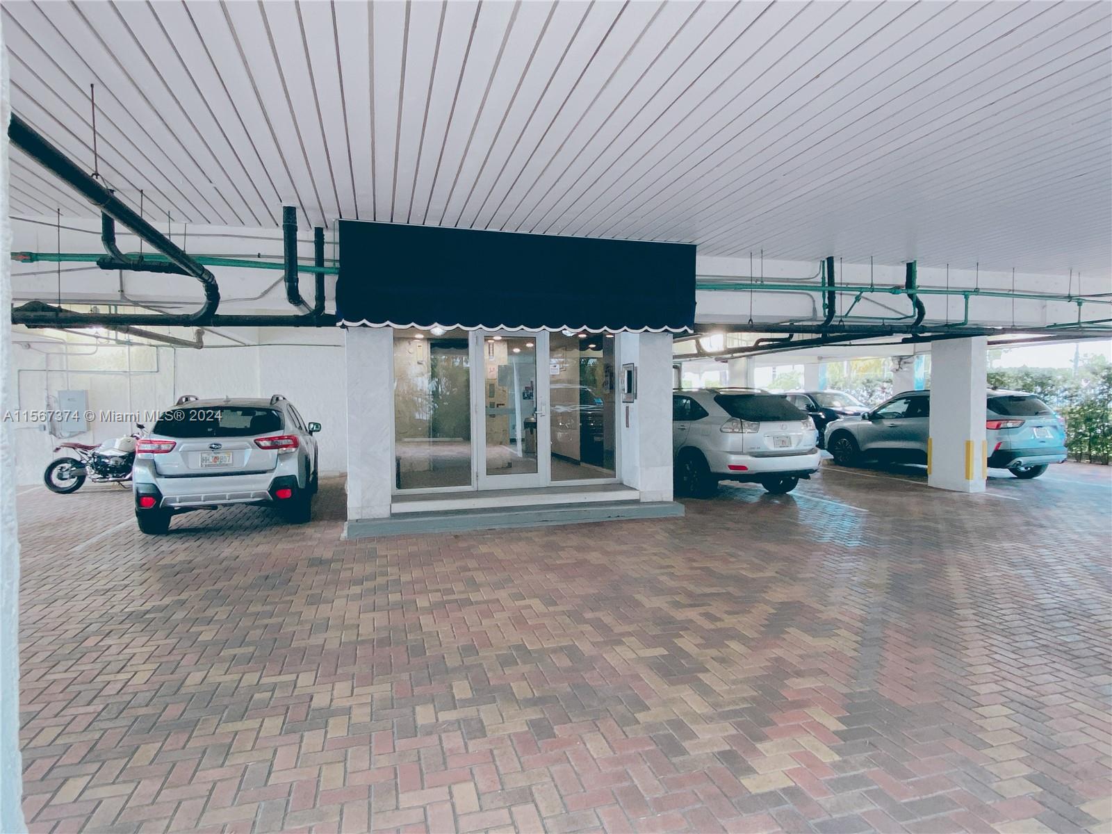 ARCADIA CONDO - Residential Lease