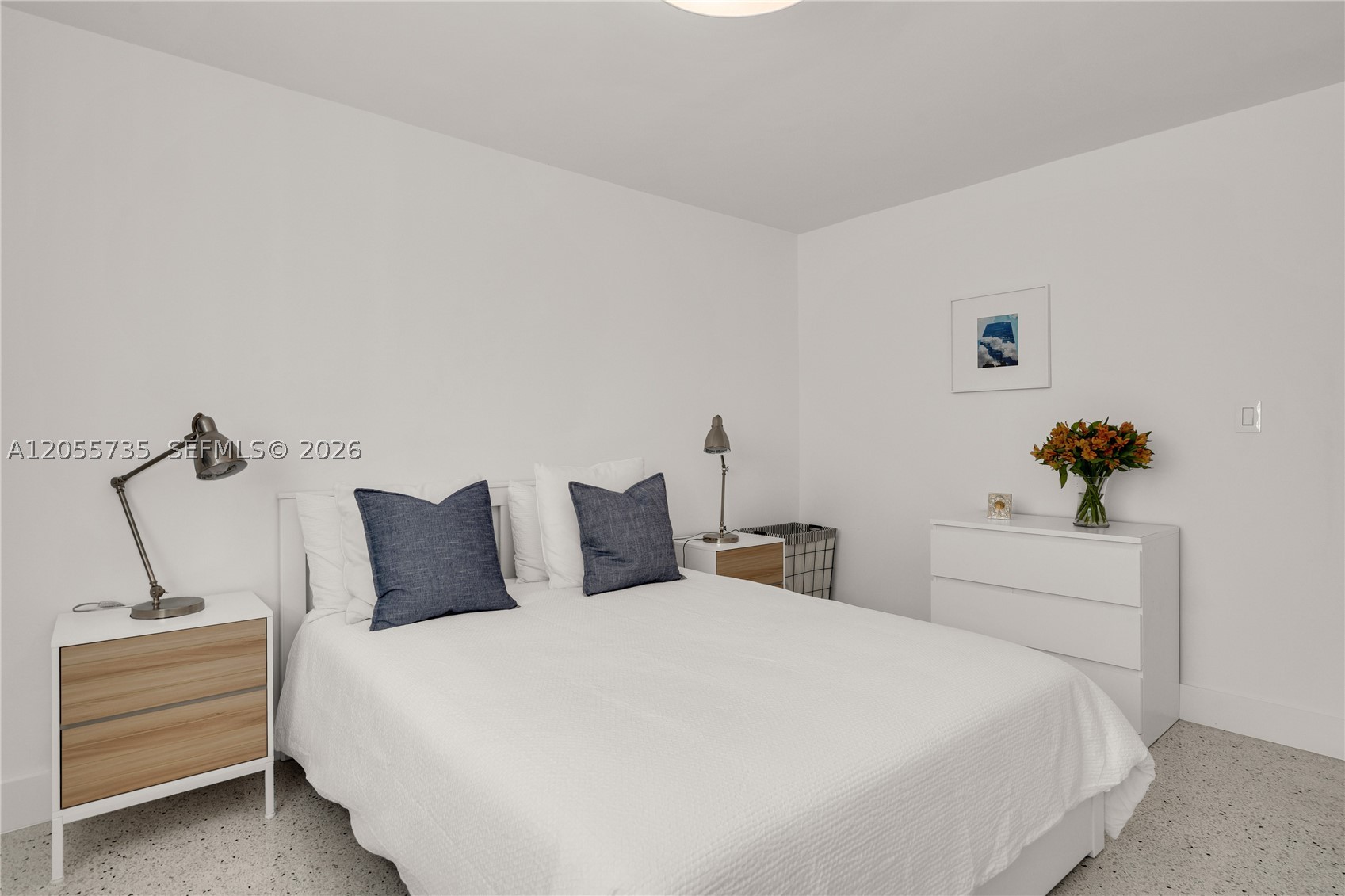 EL RIO CONDO - Residential Lease