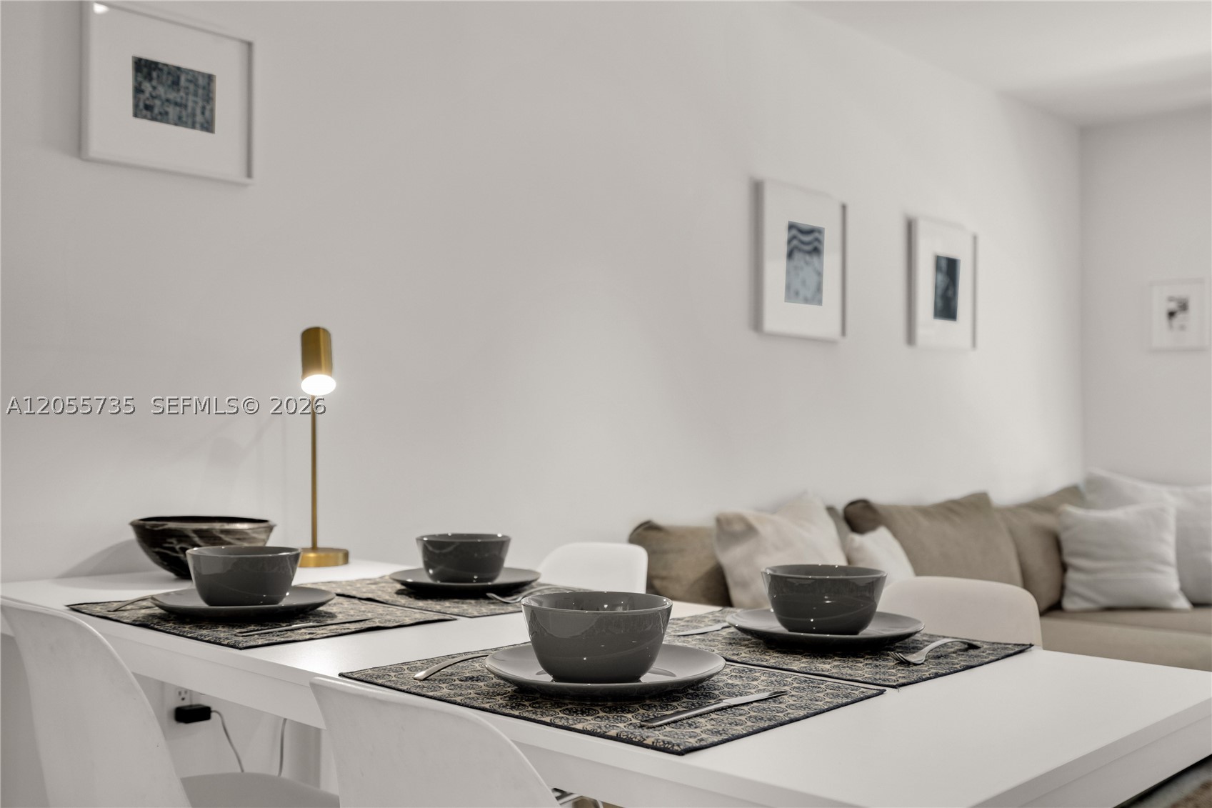EL RIO CONDO - Residential Lease