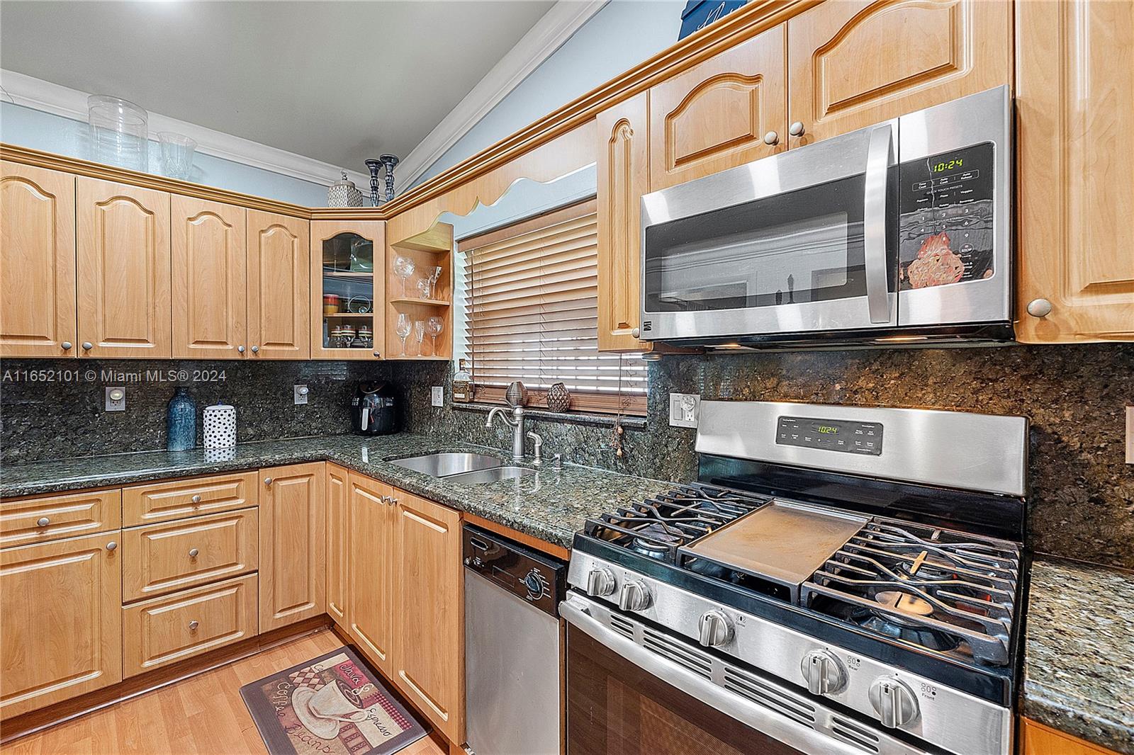 SCOTT LAKE MANOR SEC 1 - Residential