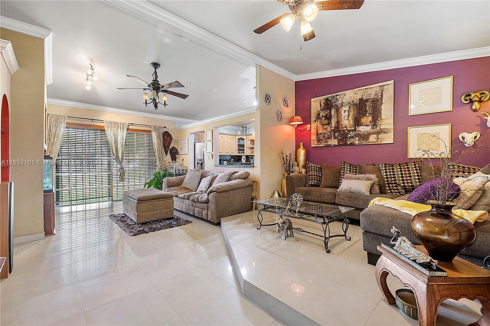 SCOTT LAKE MANOR SEC 1 - Residential