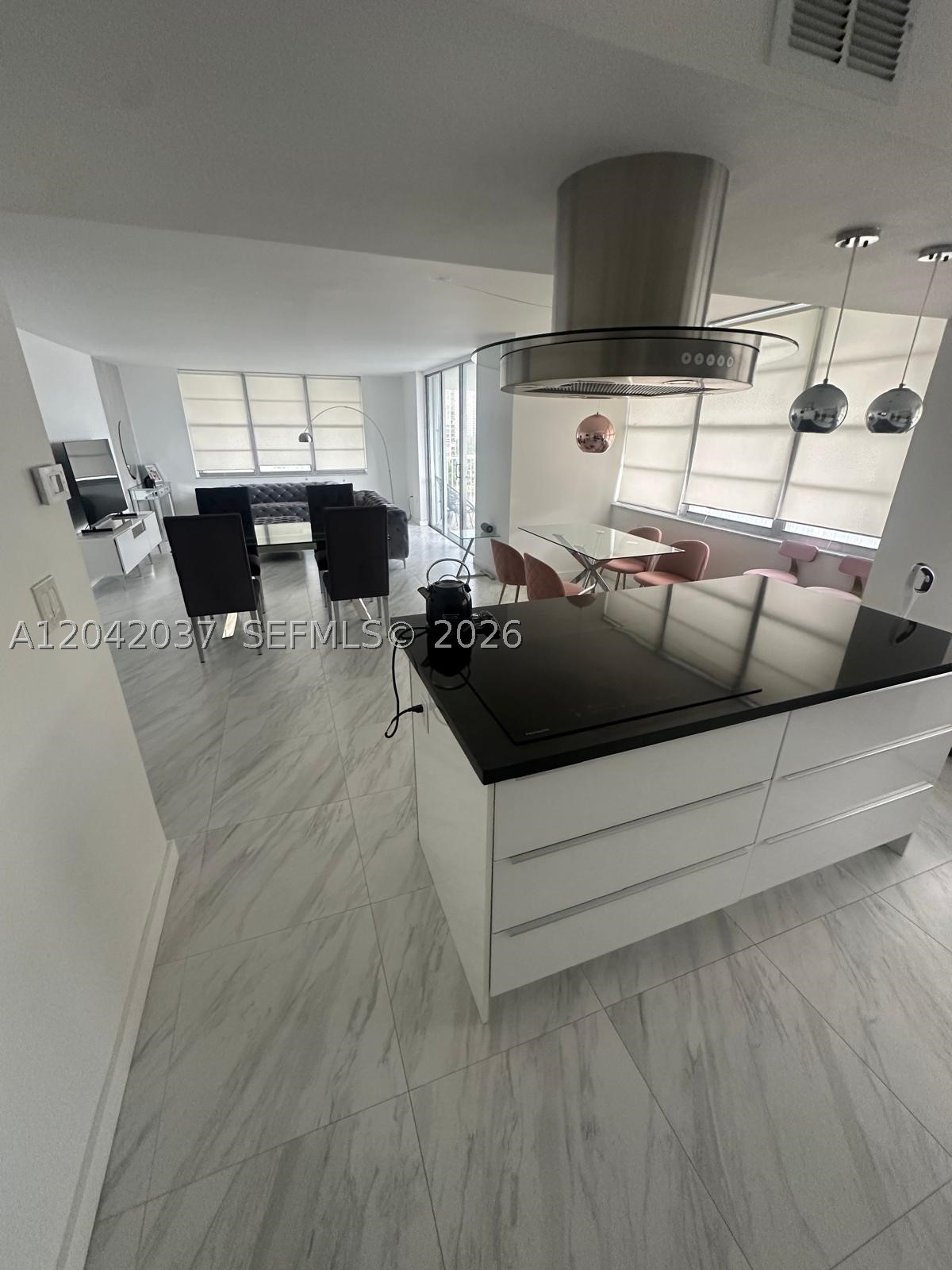 ADMIRALS PORT CONDO-EAST - Residential