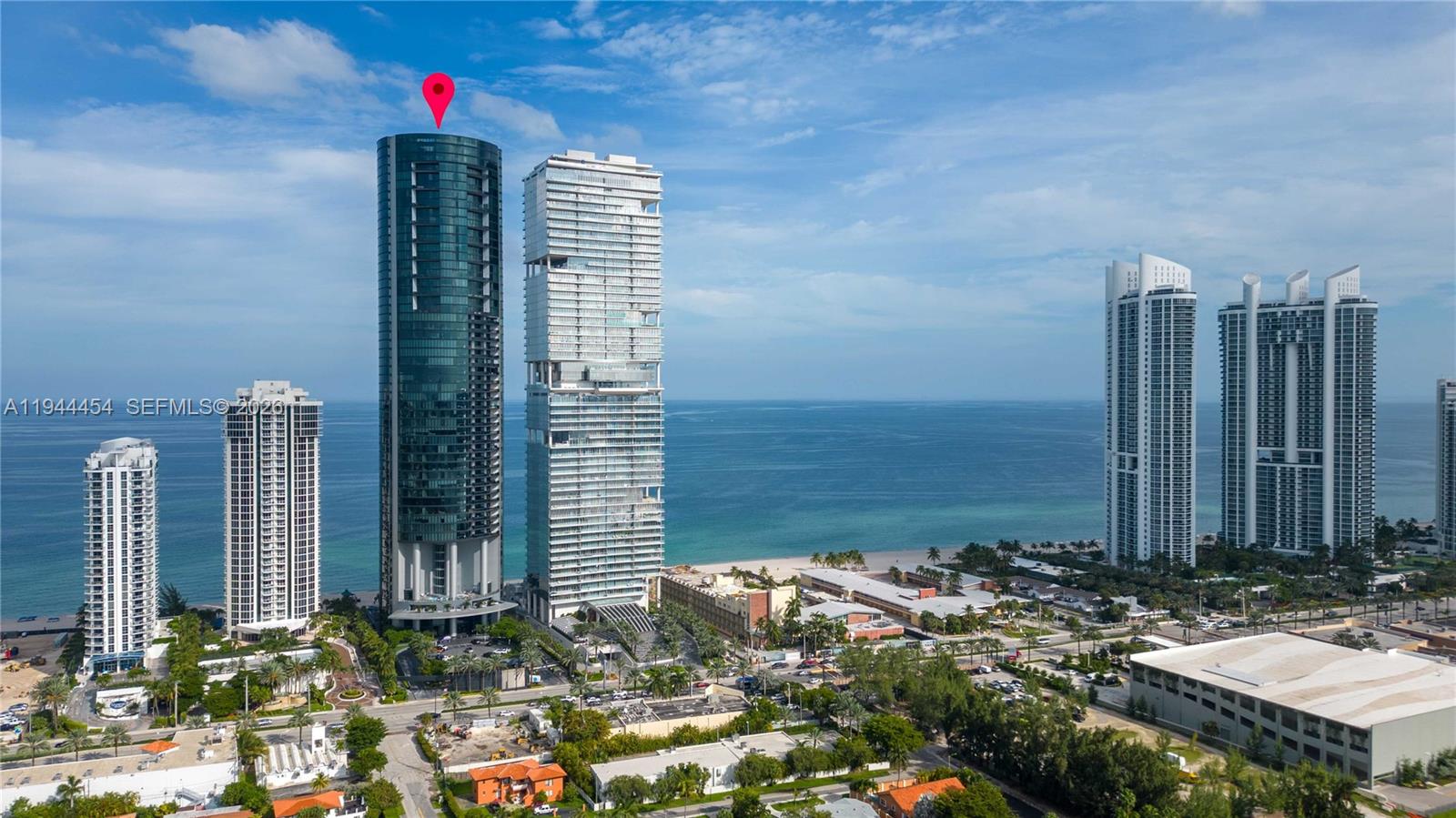 18555 COLLINS AVENUE COND - Residential