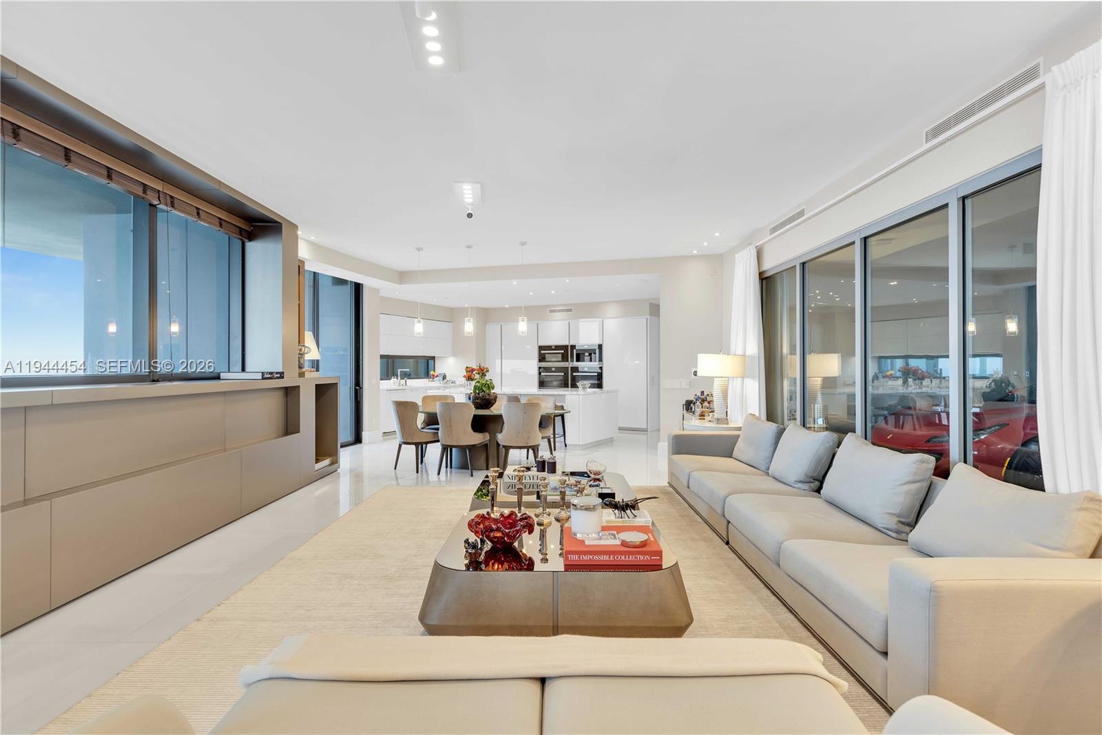 18555 COLLINS AVENUE COND - Residential
