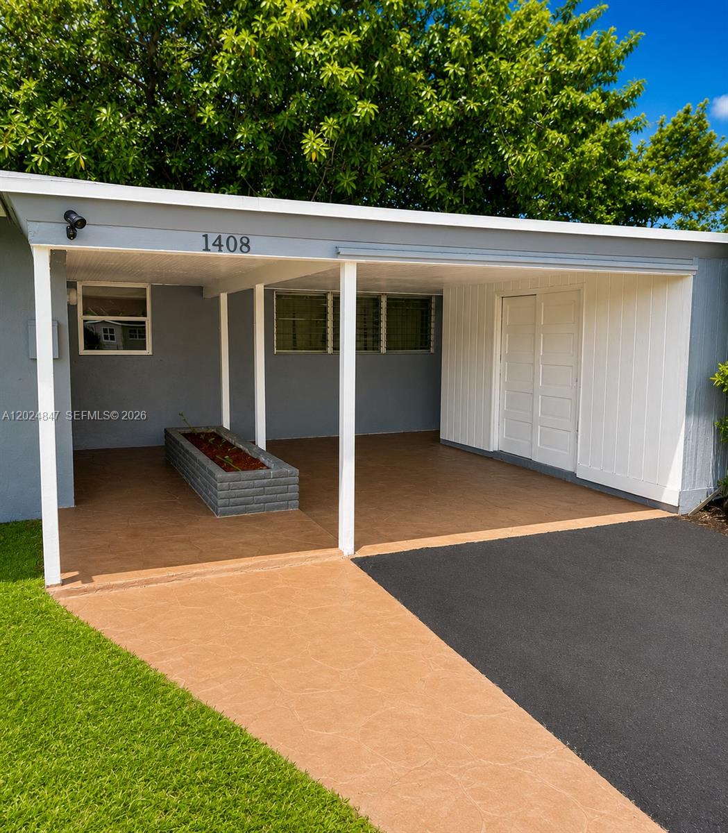 Excellent opportunity to own a well-located single-family residence in the heart of Hollywood. This 3-bedroom, 2-bathroom property, offers strong investment potential and is ideal for investors looking to expand their portfolio or buyers seeking long-term value in a growing area. Situated on a lot of less than 1/4 acre, the property features a functional layout with excellent potential for future improvements and increased returns.

Currently tenant occupied, this home presents an immediate income-producing opportunity for investors seeking cash flow from day one. Conveniently located near major highways, shopping centers, schools, dining, entertainment, and just a short drive to the beach, the property benefits from a highly desirable and accessible location. The home offers a modern and efficient feel with plenty of possibilities to personalize, renovate, or maintain as an income-generating asset. Hollywood continues to experience strong demand from both homeowners and renters, making this property a smart addition to any real estate portfolio.

Whether you are an experienced investor or entering the investment market for the first time, this property offers location, potential, and value. Do not miss the opportunity to secure a property in one of South Florida’s most active and evolving markets. Please do not disturb tenants. Showings by appointment only.
