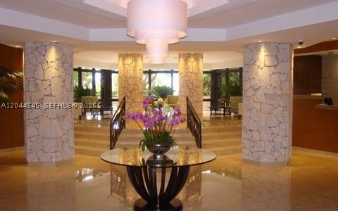TOWERS OF KEY BISCAYNE CO - Residential