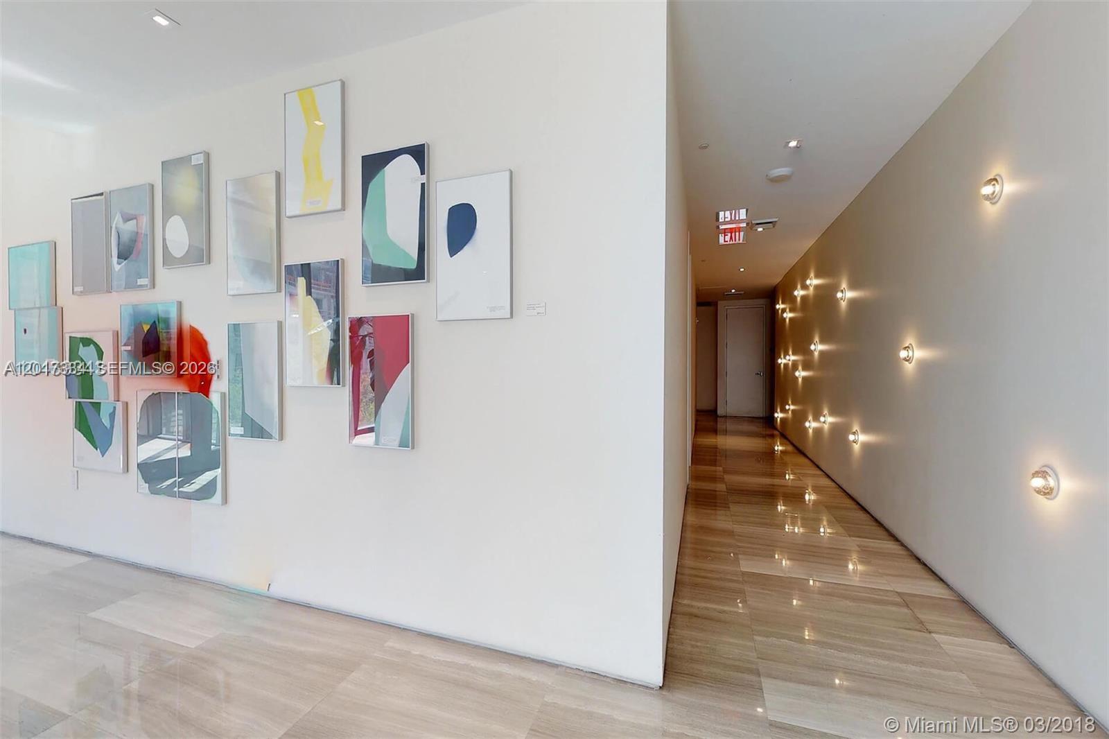 ICON BAY - Residential