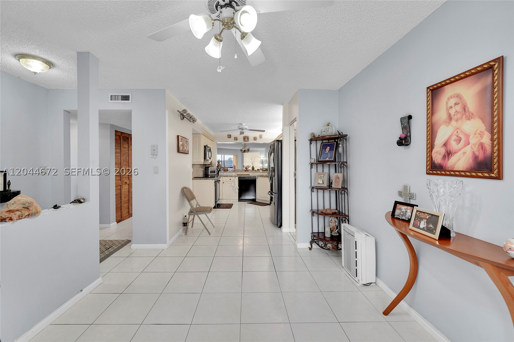 FAIRFAX CONDOMINIUM - Residential Lease