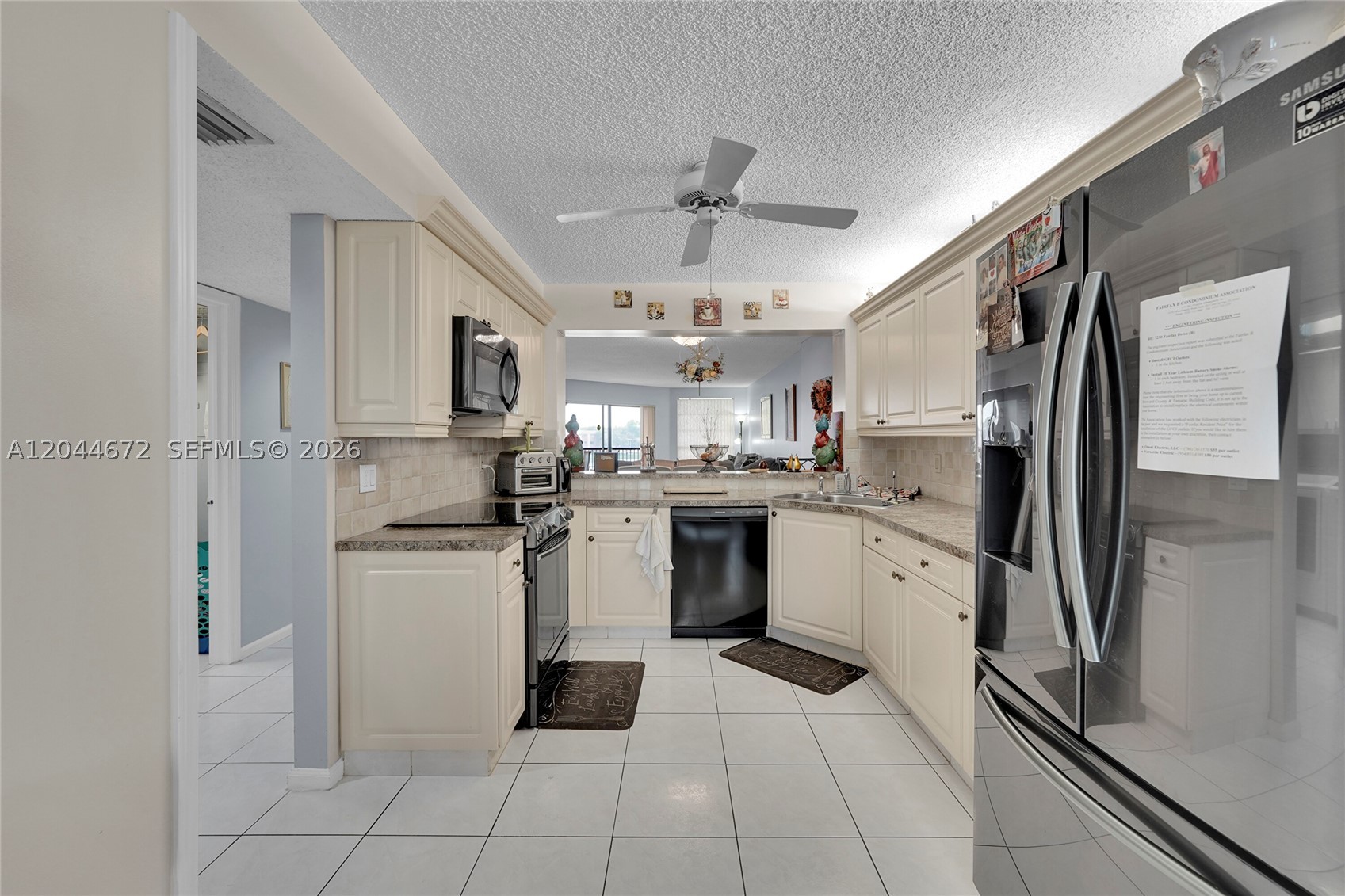 FAIRFAX CONDOMINIUM - Residential Lease