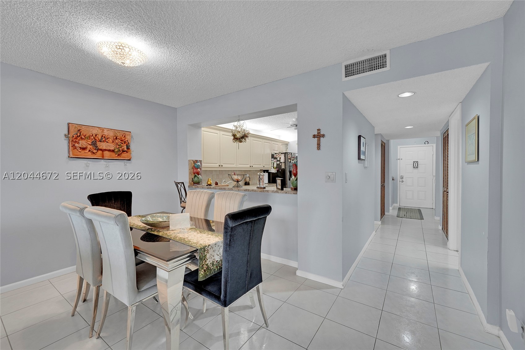 FAIRFAX CONDOMINIUM - Residential Lease