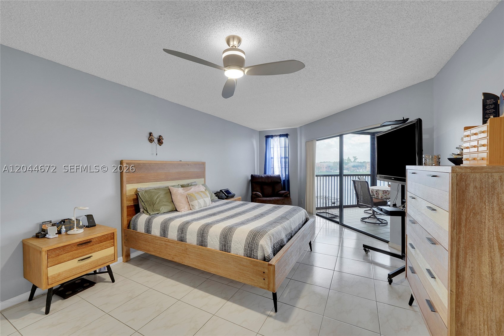 FAIRFAX CONDOMINIUM - Residential Lease