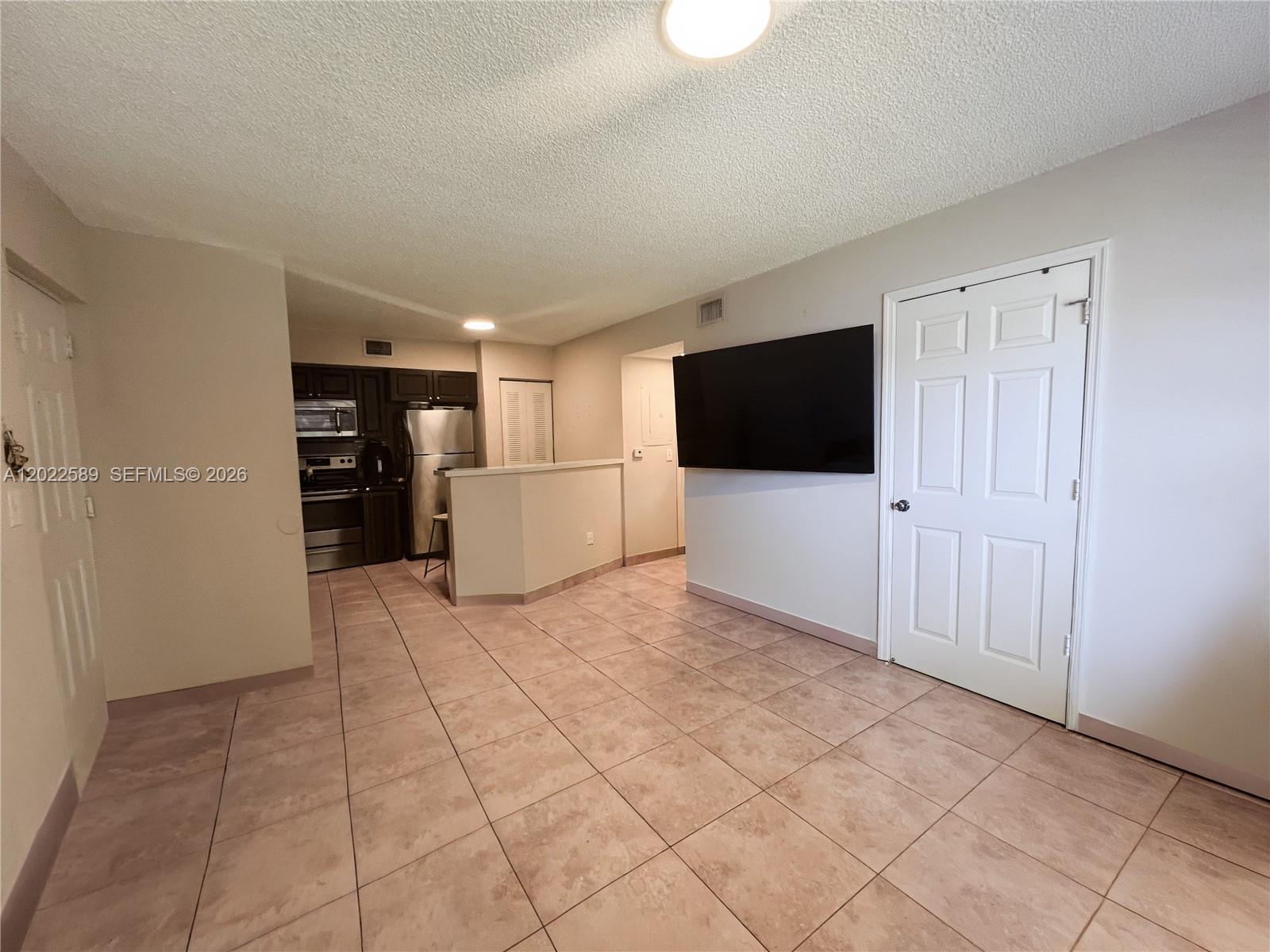 LAKEWOOD AT EMERALD HILLS - Residential