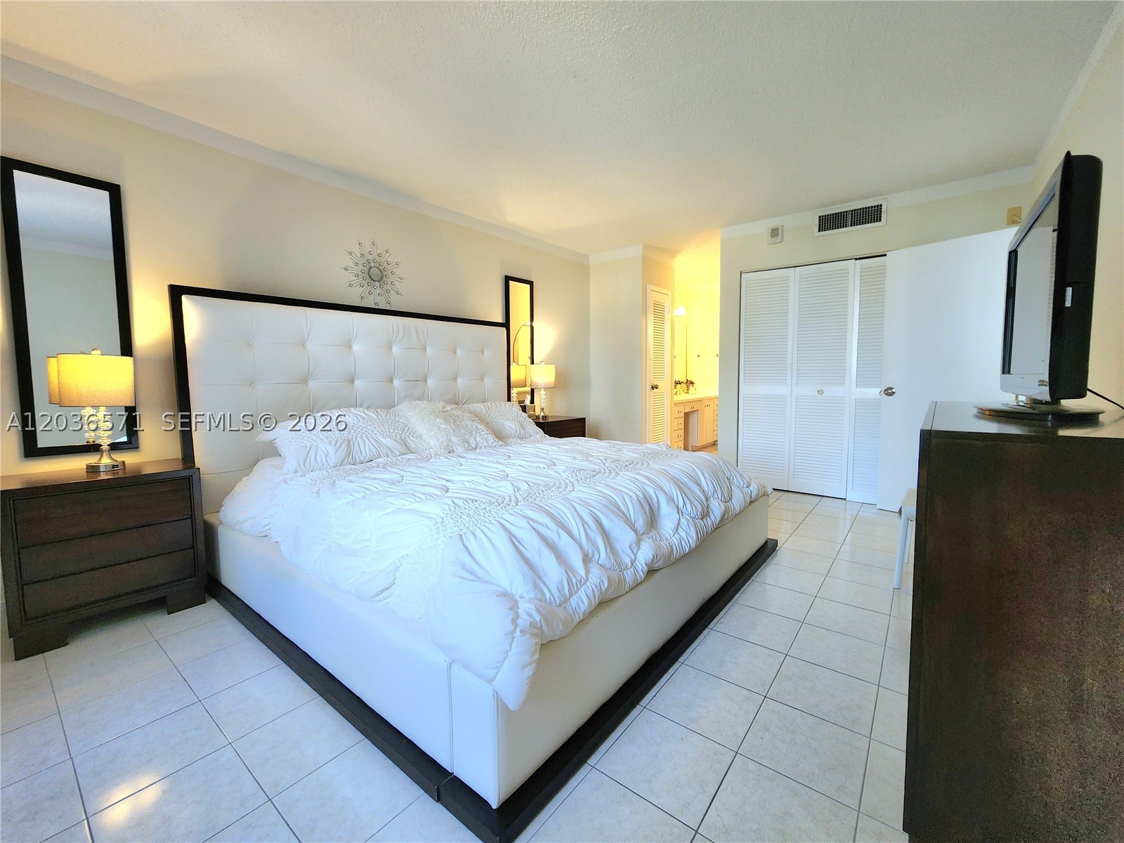 PARKER PLAZA CONDO ESTATE - Residential Lease