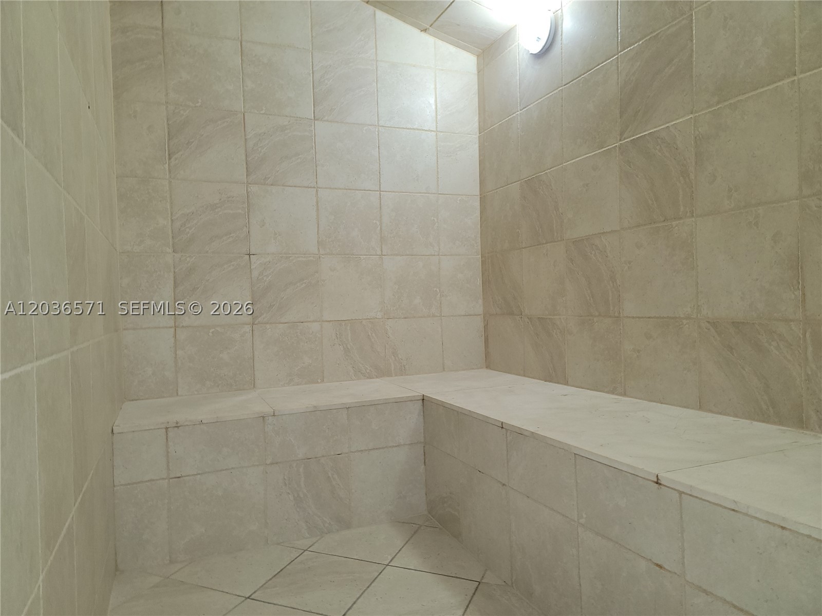 PARKER PLAZA CONDO ESTATE - Residential Lease