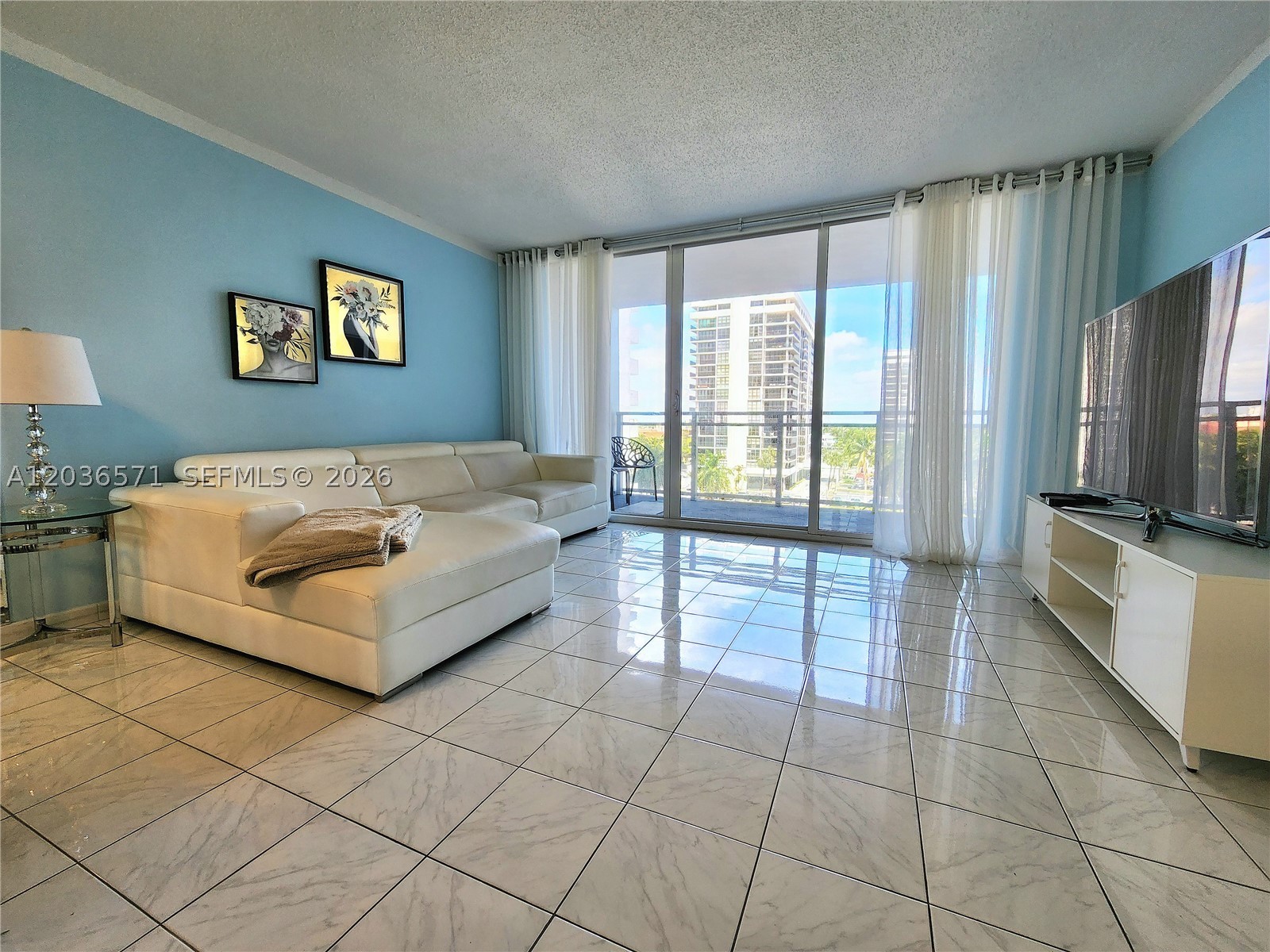 PARKER PLAZA CONDO ESTATE - Residential Lease