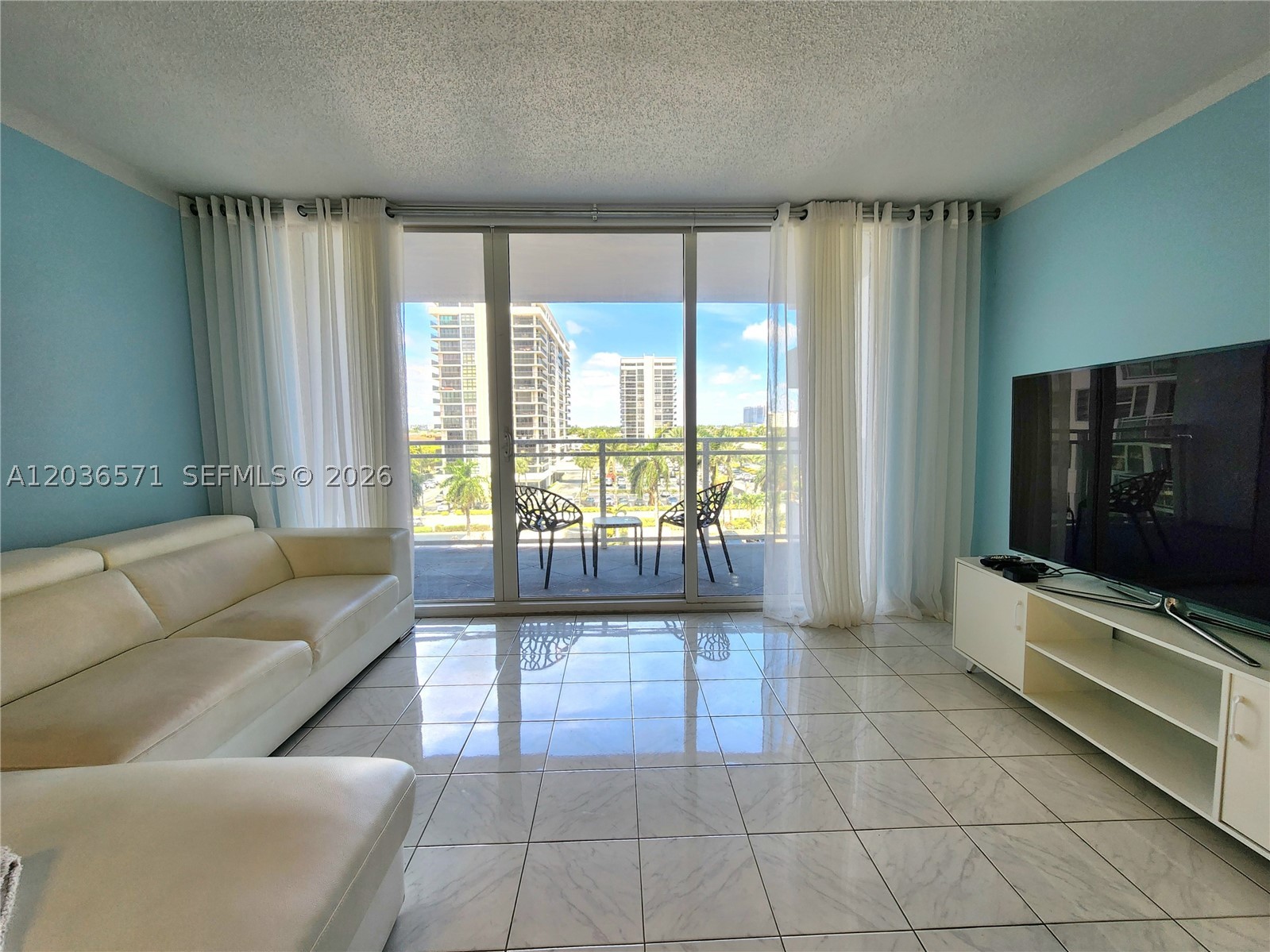 PARKER PLAZA CONDO ESTATE - Residential Lease