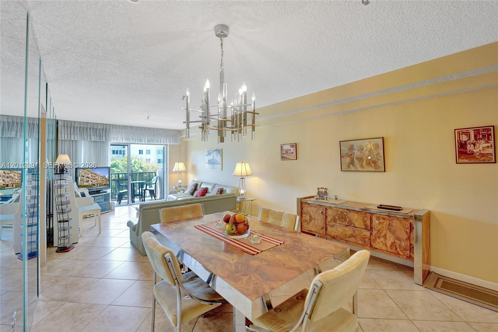 THE ISLES CONDO - Residential
