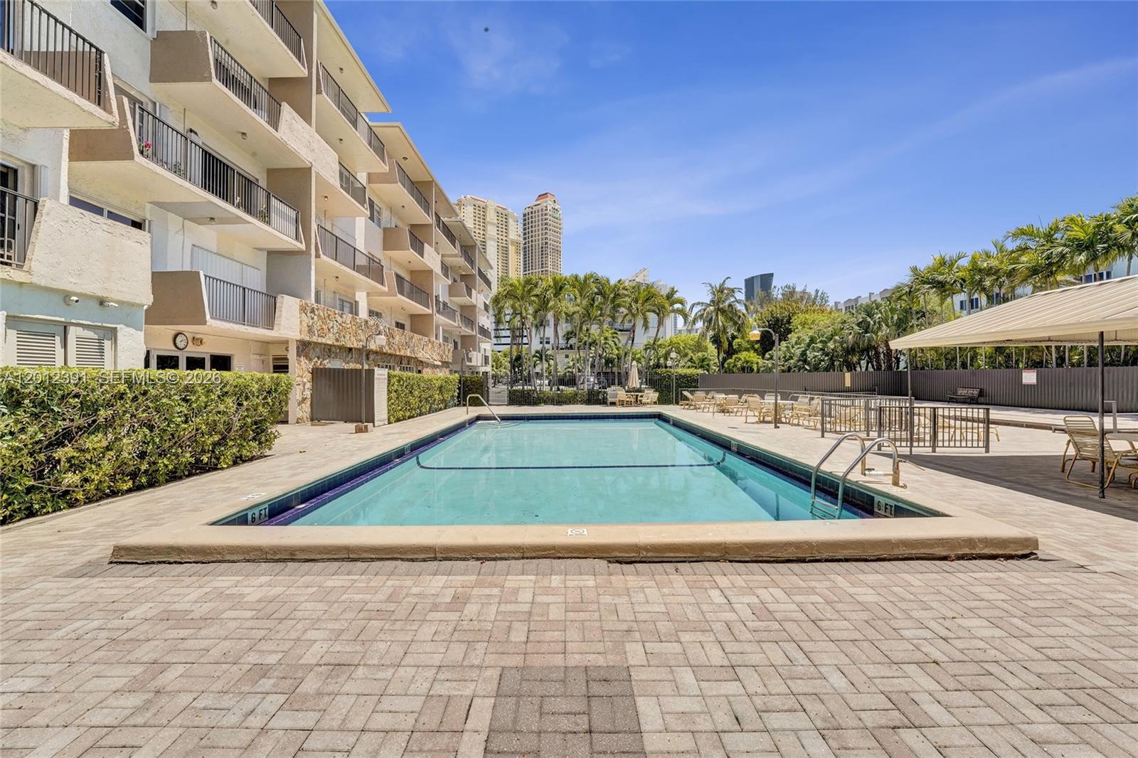 THE ISLES CONDO - Residential