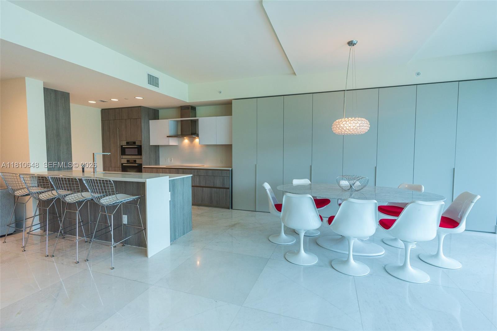 OCEANA KEY BISCAYNE CONDO - Residential