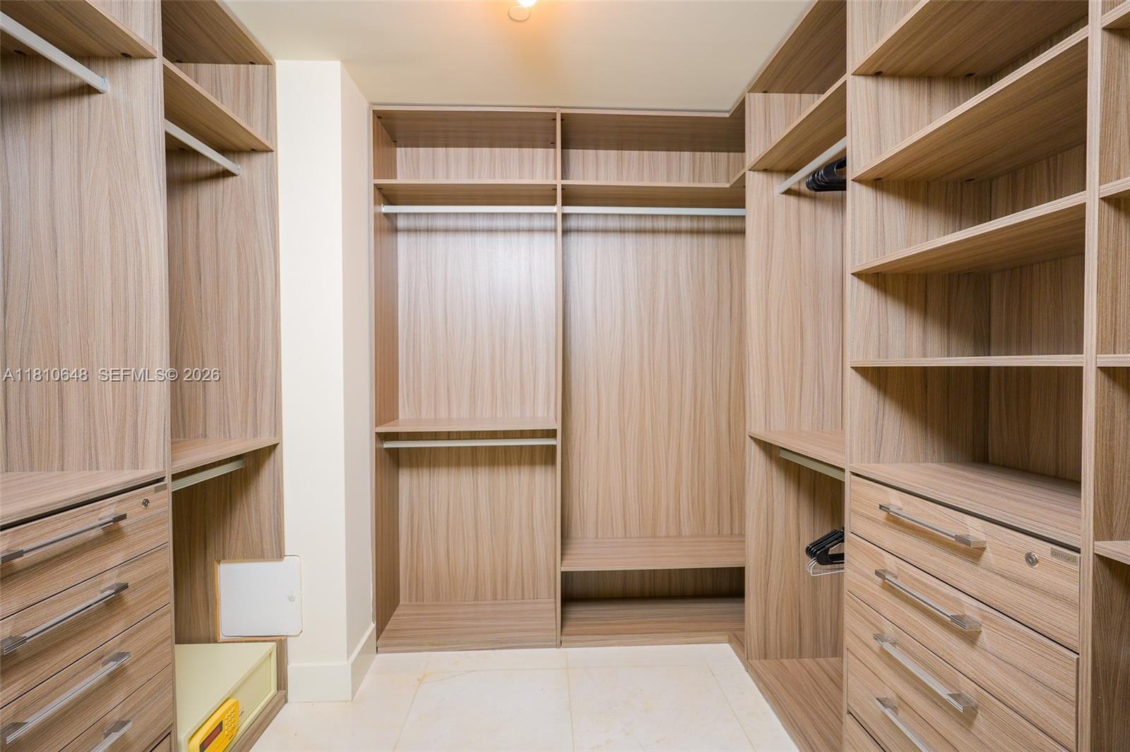 OCEANA KEY BISCAYNE CONDO - Residential
