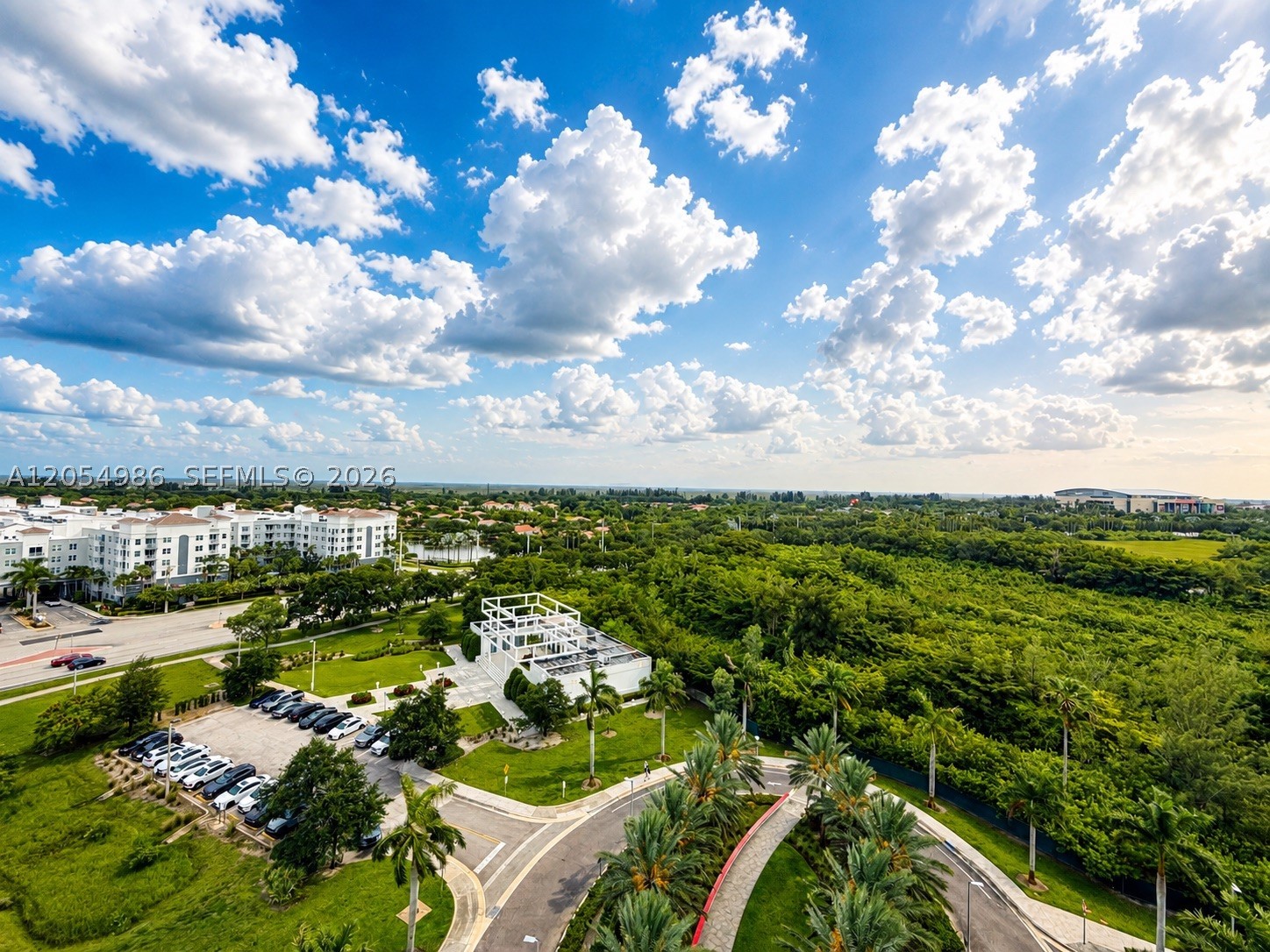 METROPICA NORTH TOWER ONE - Residential