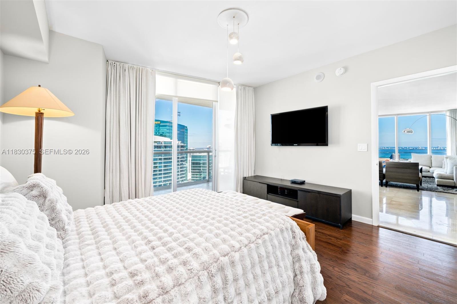 ICONBRICKELL CONDO NO 1 - Residential
