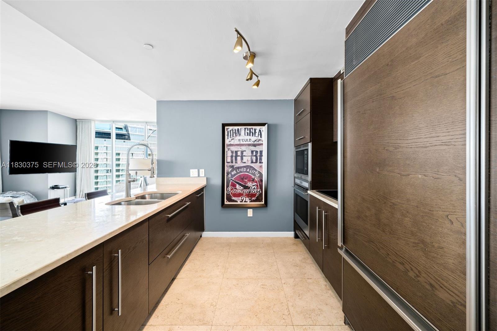 ICONBRICKELL CONDO NO 1 - Residential